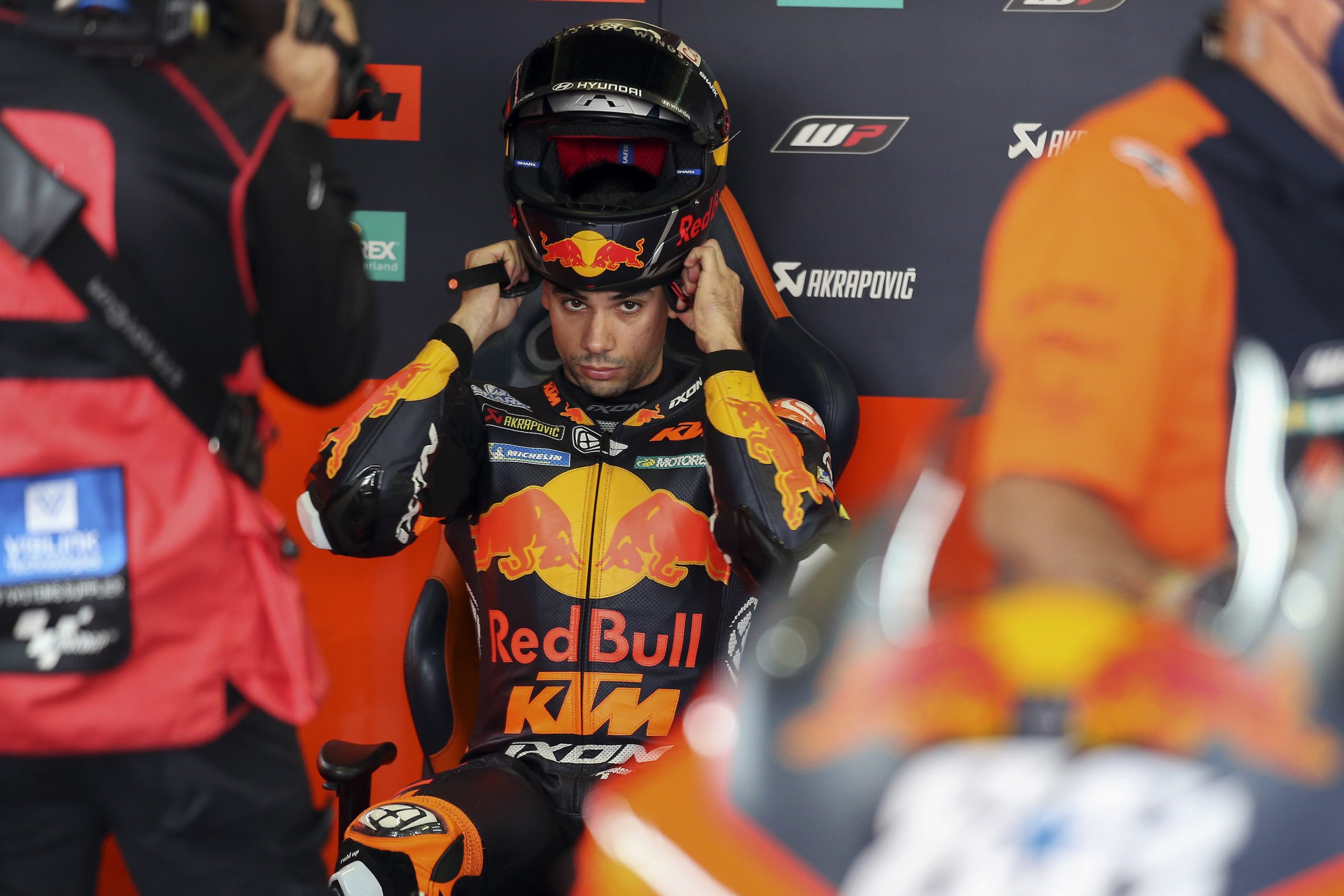 MotoGP: Bagnaia parte da ‘pole position’, Oliveira do 17.º lugar