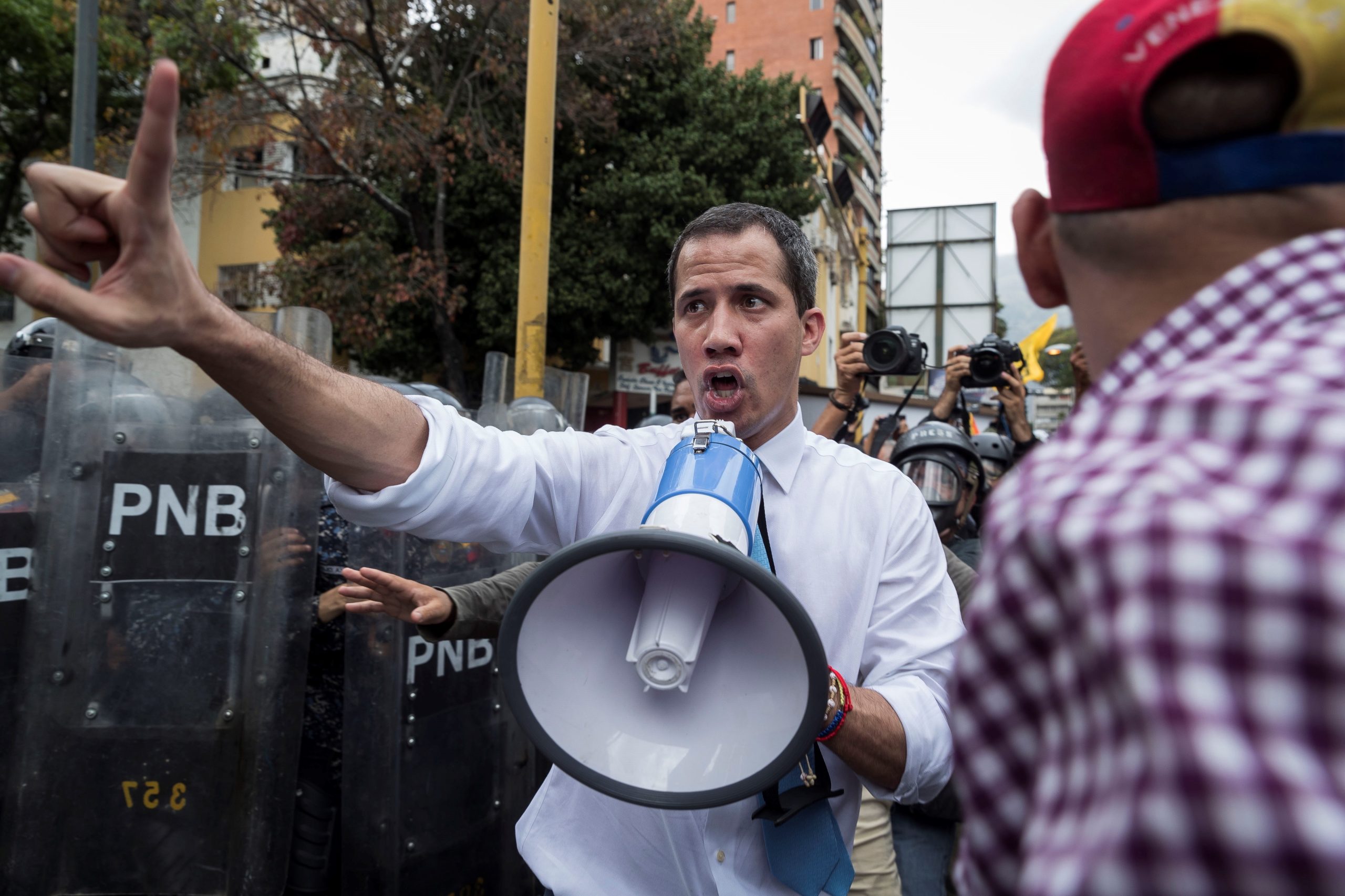 Venezuela: Guaidó nega qualquer envolvimento em invasão marítima