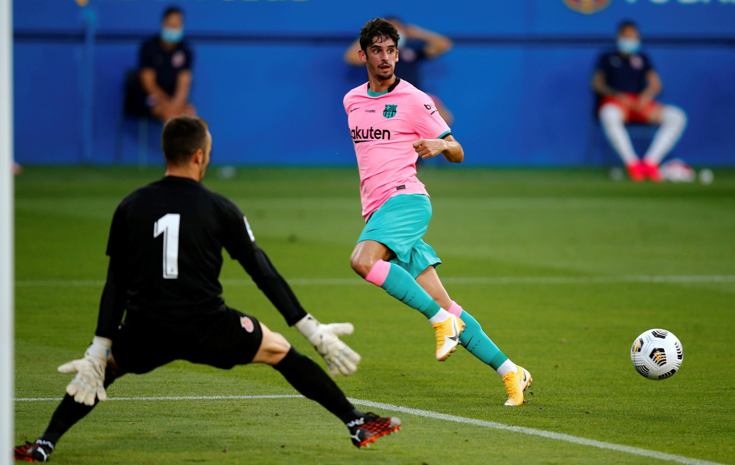 FC Barcelona em situação económica delicada. Clube deve 196,7 milhões em transferências
