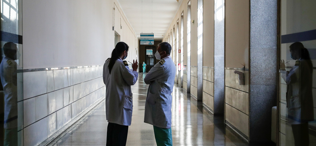 Em 2020, o SNS perdeu quase mil médicos