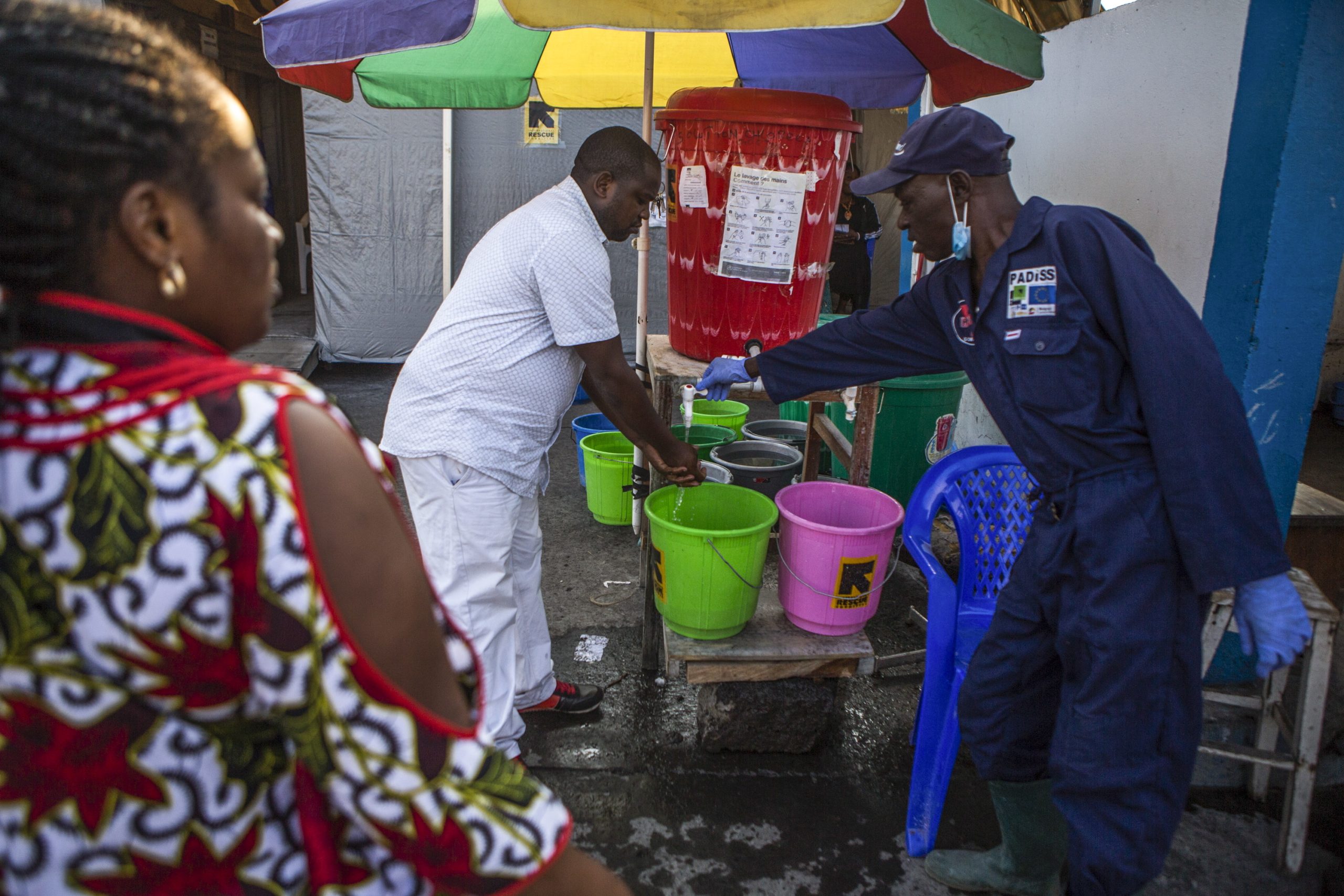 Número de casos de ébola na República Democrática do Congo sobe para 2.781 e mortes para 1.866