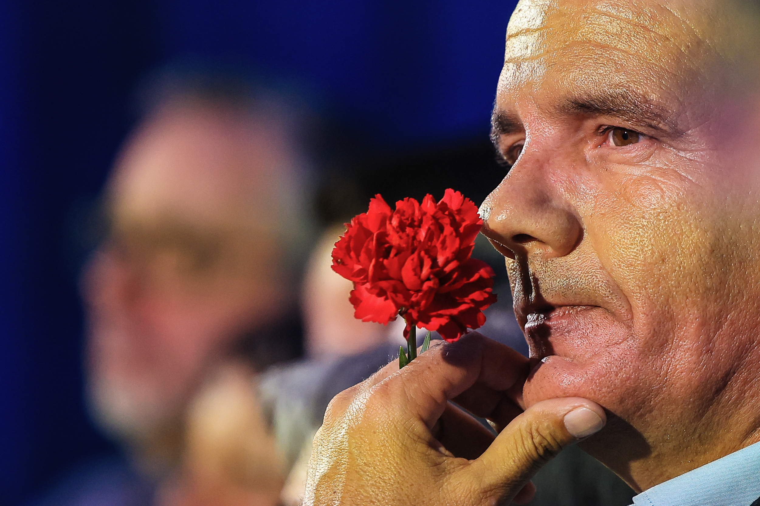 Raimundo evitou “piadolas” sobre Espinho, mas não resistiu ao “nheca nheca”