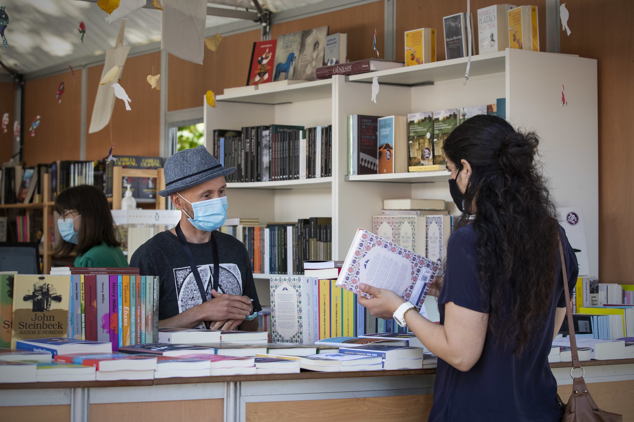 Feira do Livro do Porto com uma centena de atividades e homenagem a Ana Luísa Amaral