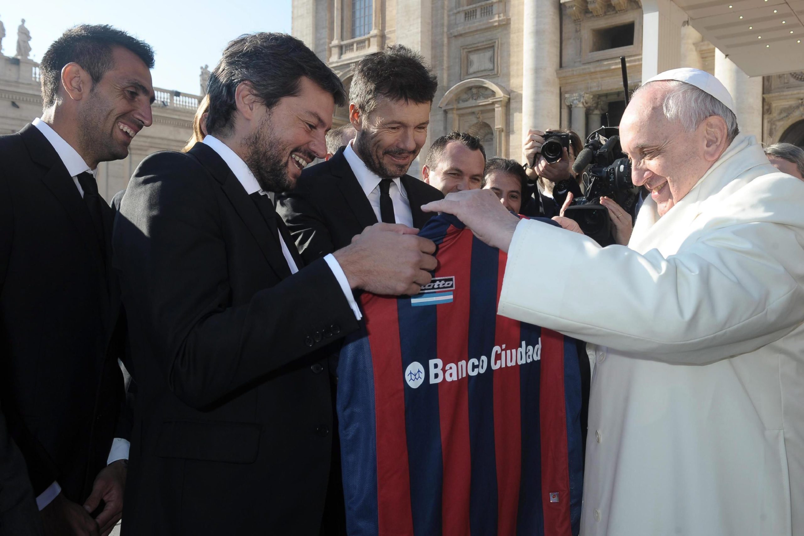 Papa Francisco pede a futebolistas que sejam exemplo para os seus adeptos