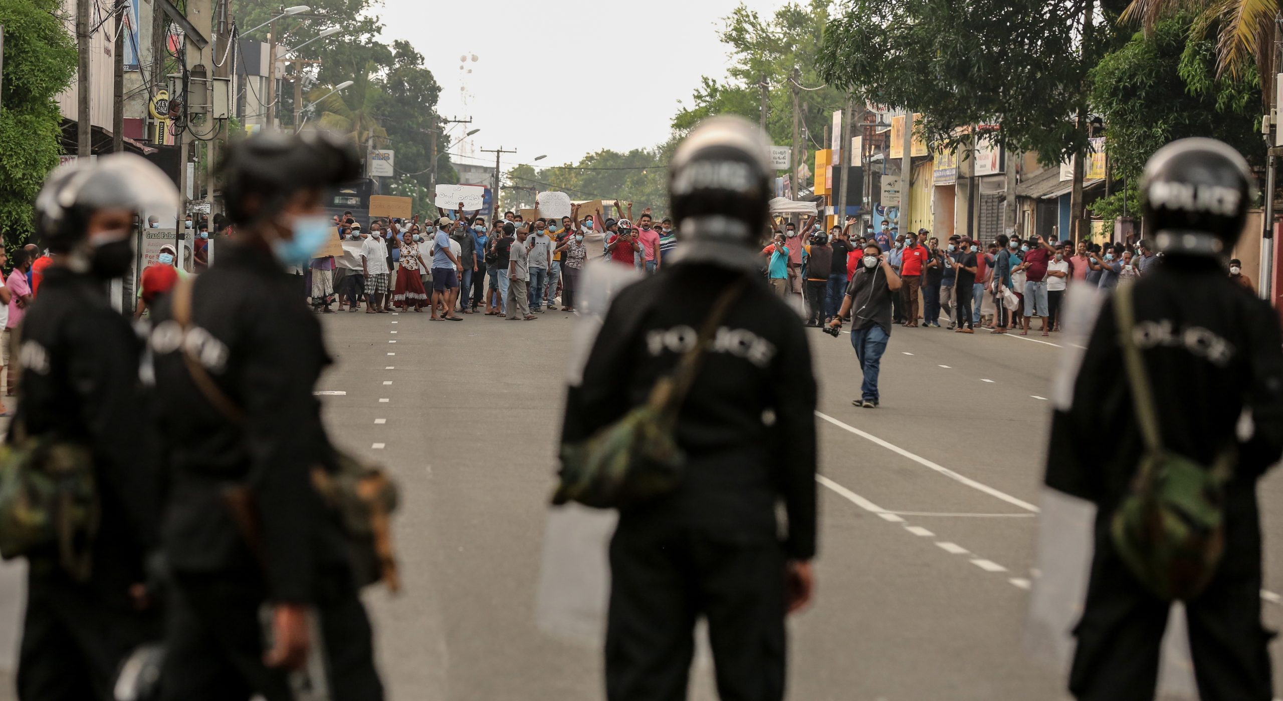 Sri Lanka: Tensão cresce entre exército e manifestantes antigovernamentais em protestos