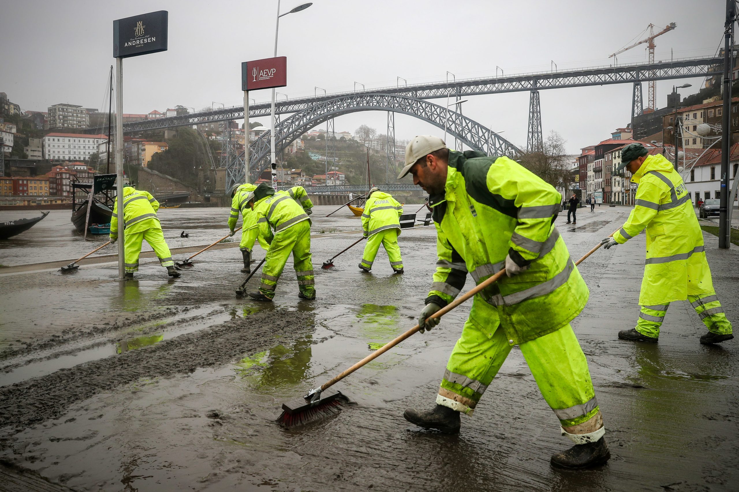 Mau tempo: Concessionário da Marina do Freixo critica “descoordenação de meios” no Douro