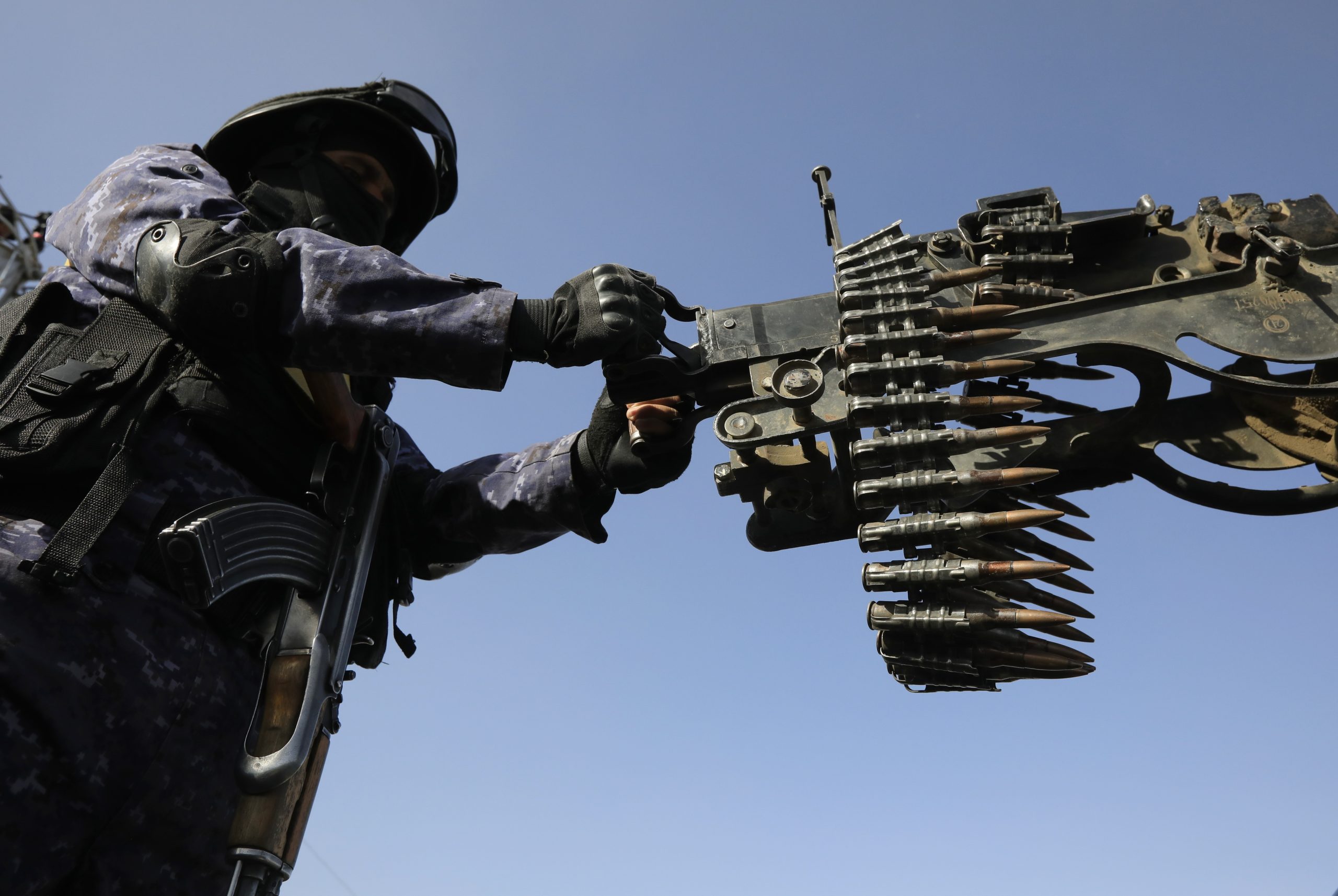 Forças norte-americanas destroem míssil Houthi no Iêmen após ataque a petroleiro britânico