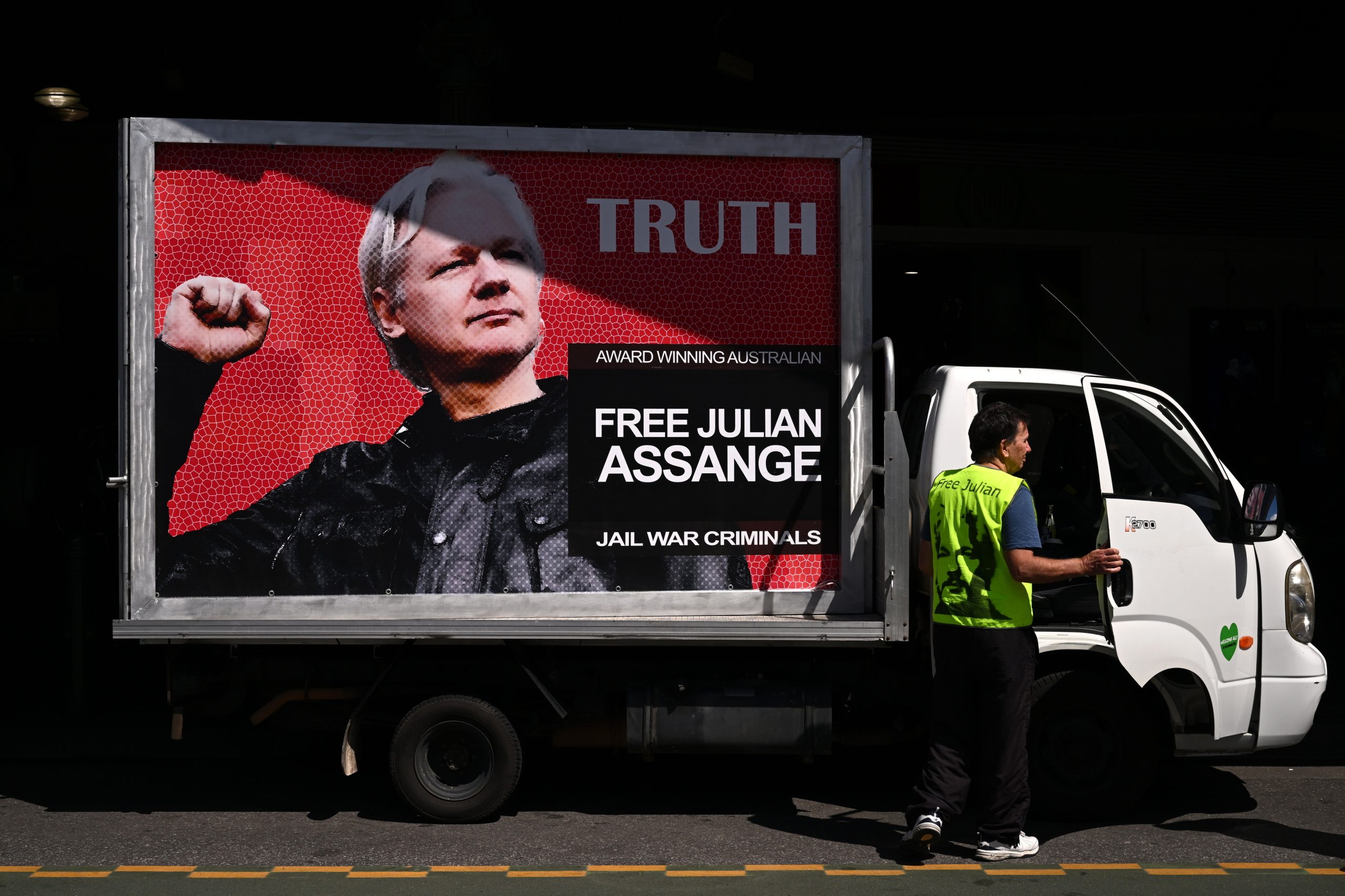 Imprensa internacional pede aos EUA suspensão do processo contra Assange