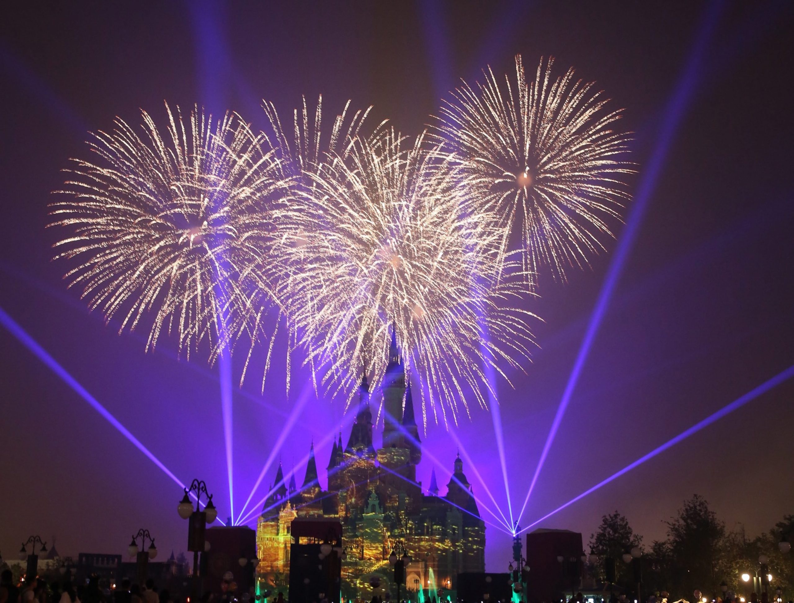 Disney lucra quase nove mil milhões de euros em nove meses