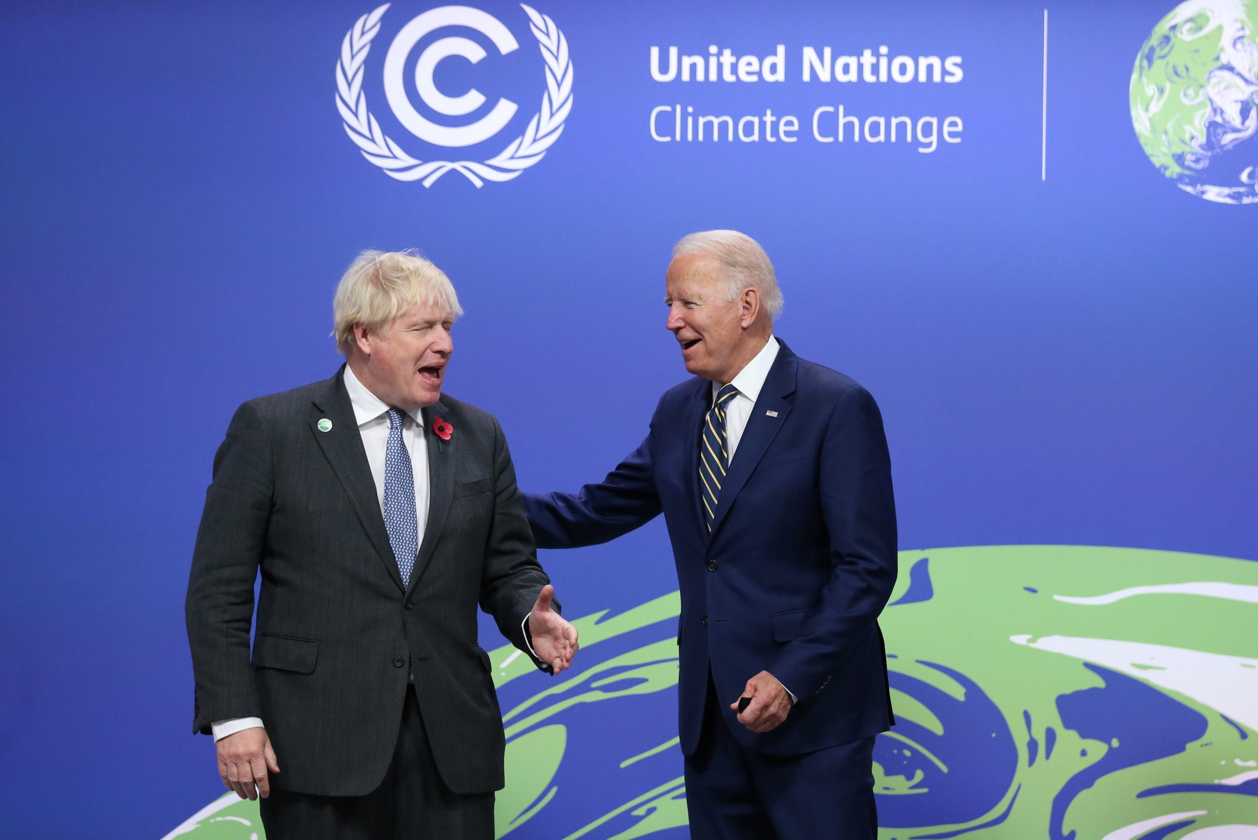 Biden promete “liderar pelo exemplo” e enfatiza potencial económico