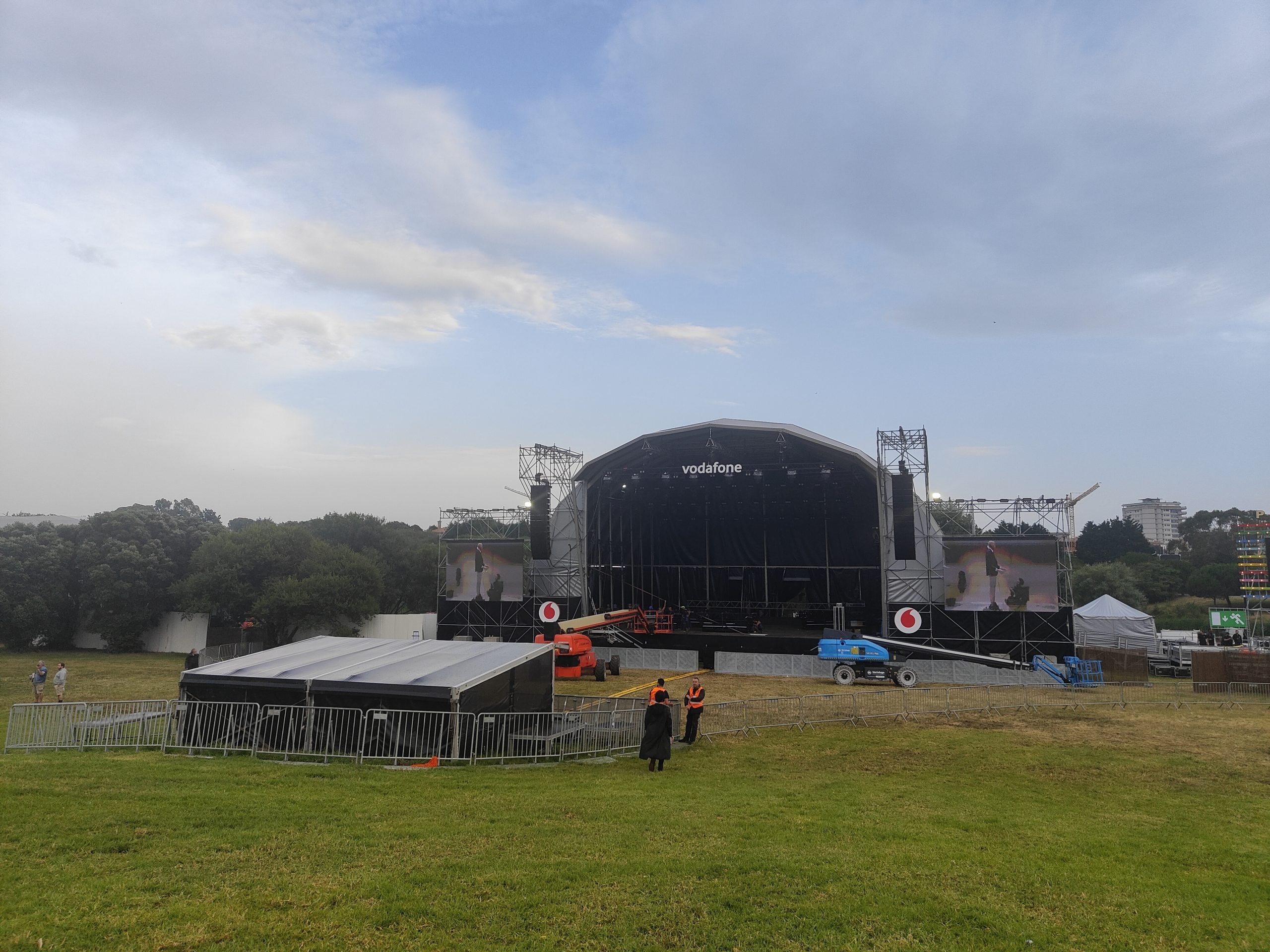 Problemas técnicos levam ao cancelamento do concerto dos Justice no Primavera Sound Porto