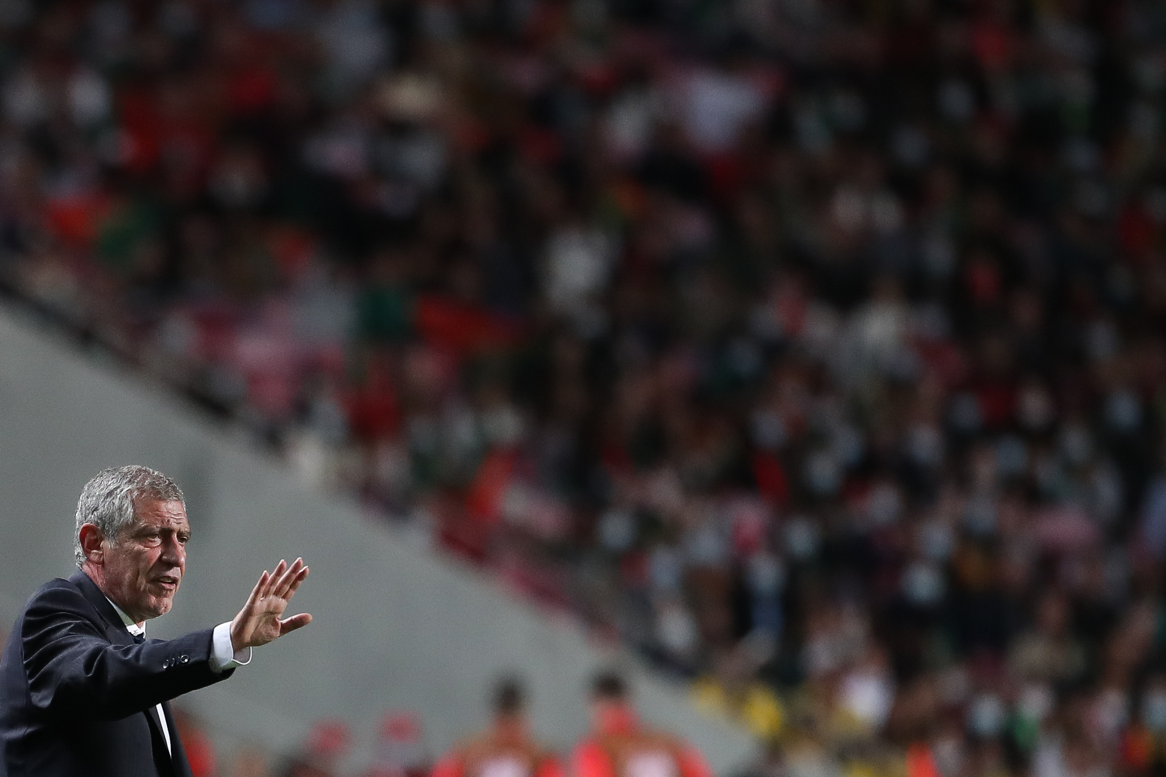 Fernando Santos diz ser “o homem certo”, mas sairá se Portugal ‘cair’ nos ‘play-offs’ para o Mundial2022