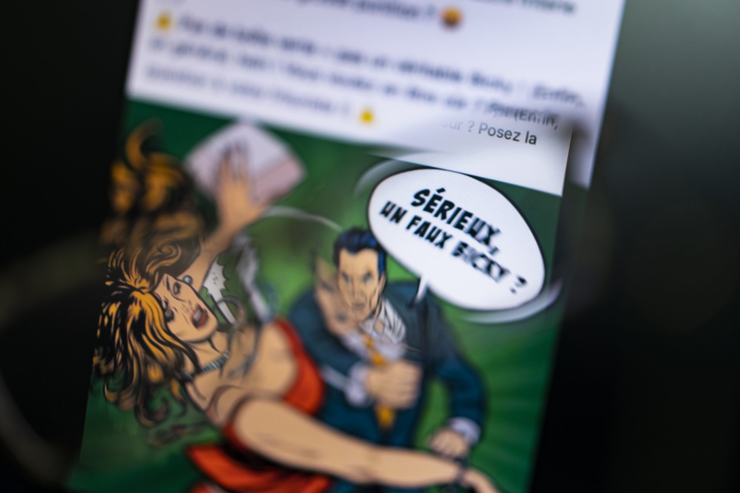 Bélgica. Anúncio que mostra homem a agredir uma mulher por lhe levar um hambúrguer falso é recebido com críticas