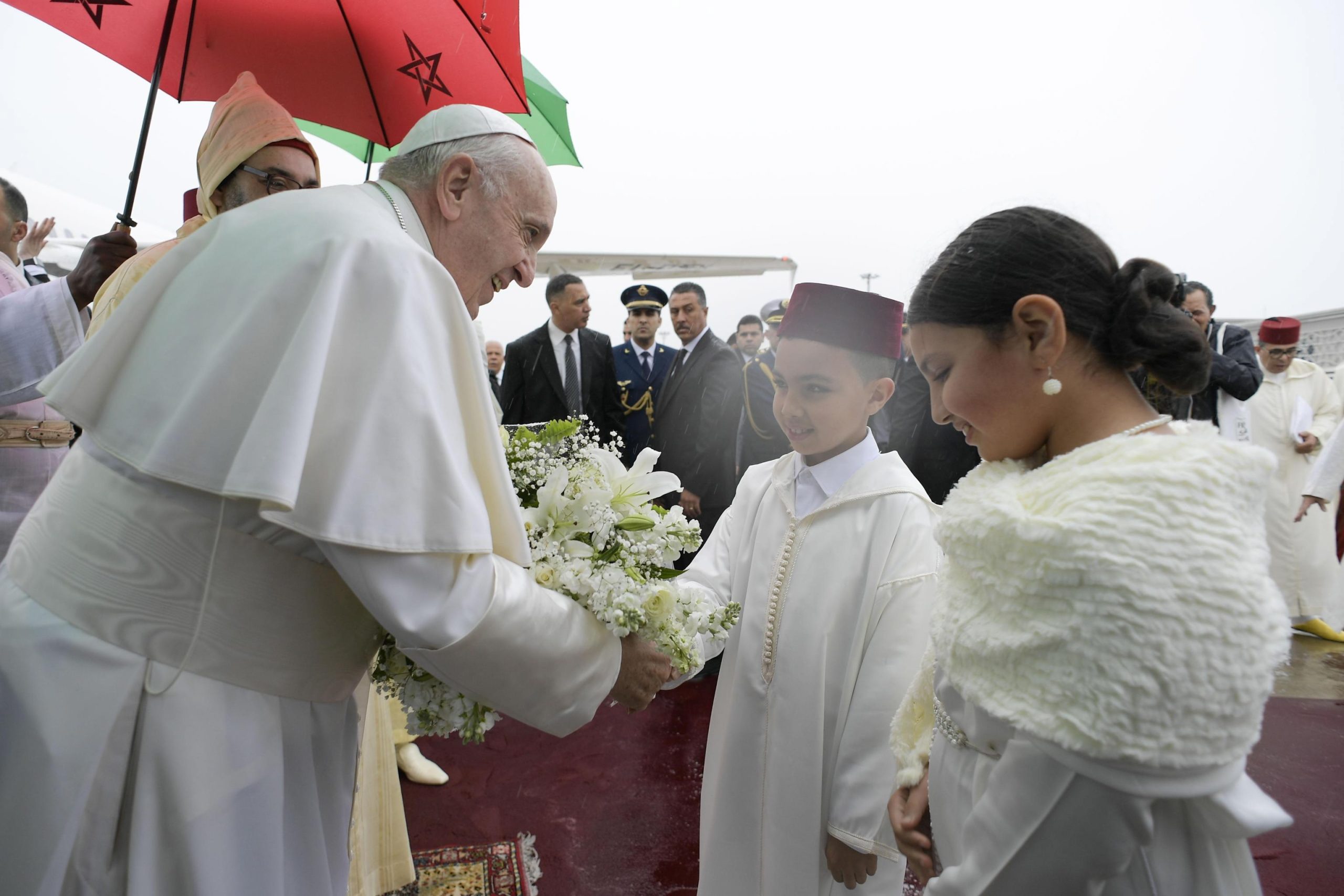Papa Francisco chega a Marrocos para visita oficial