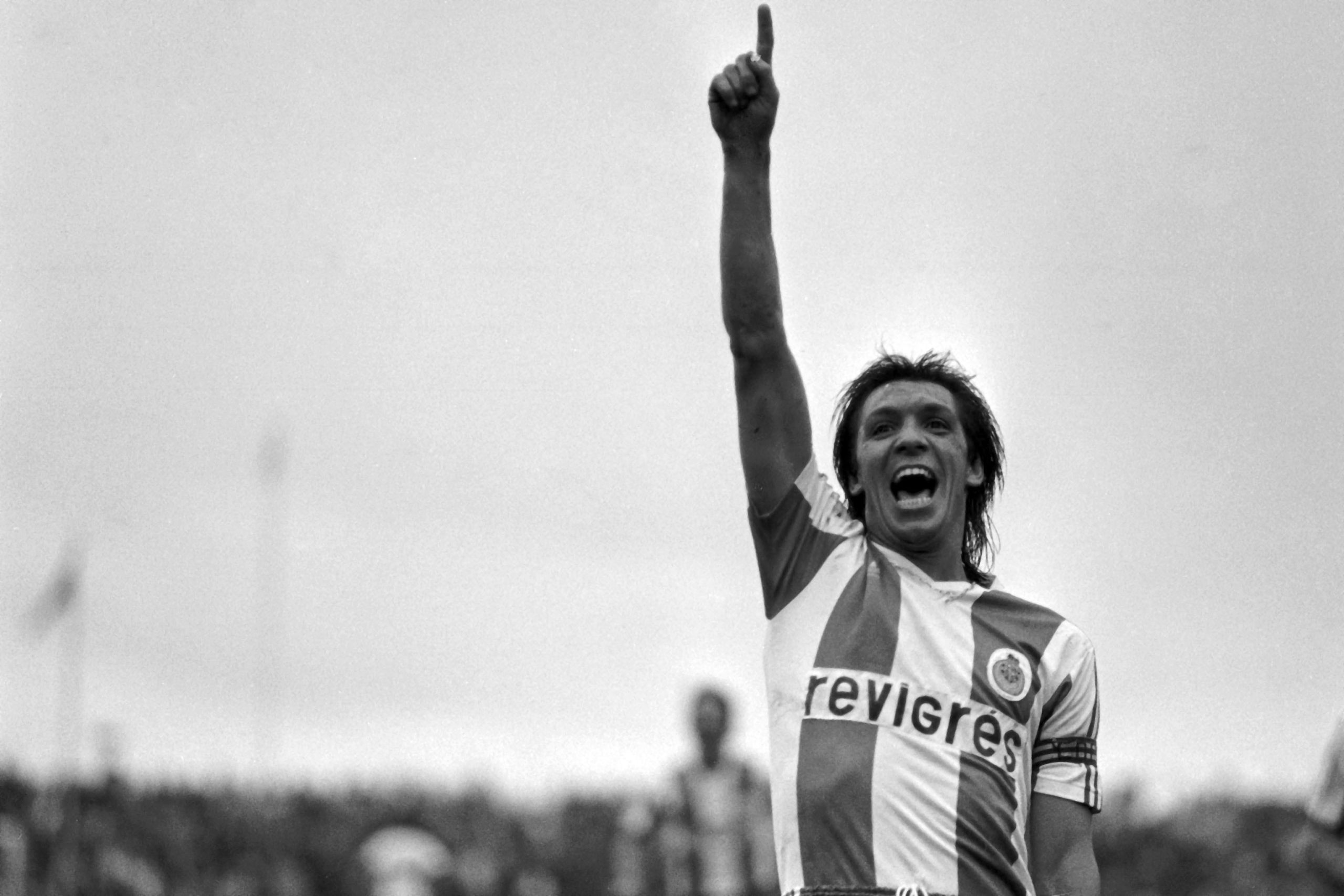Morreu Fernando Gomes, o “bibota”