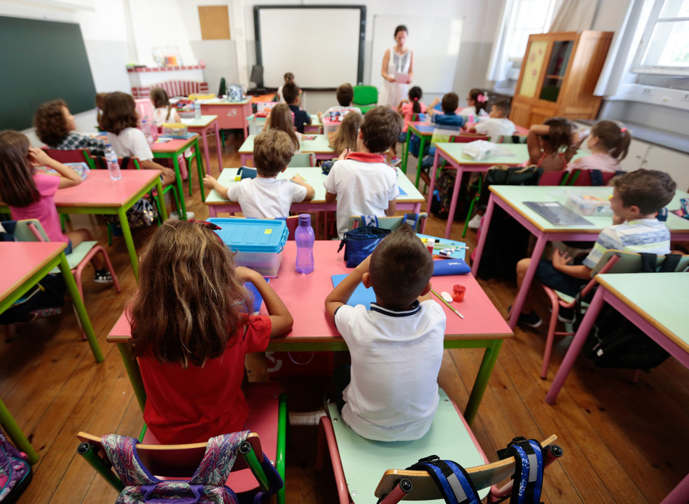 Três em cada dez adolescentes não gostam da escola
