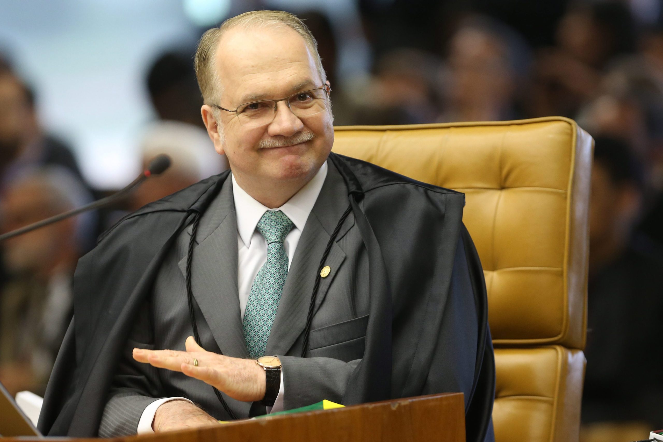 Juiz autoriza investigação de braço direito do futuro Presidente do Brasil