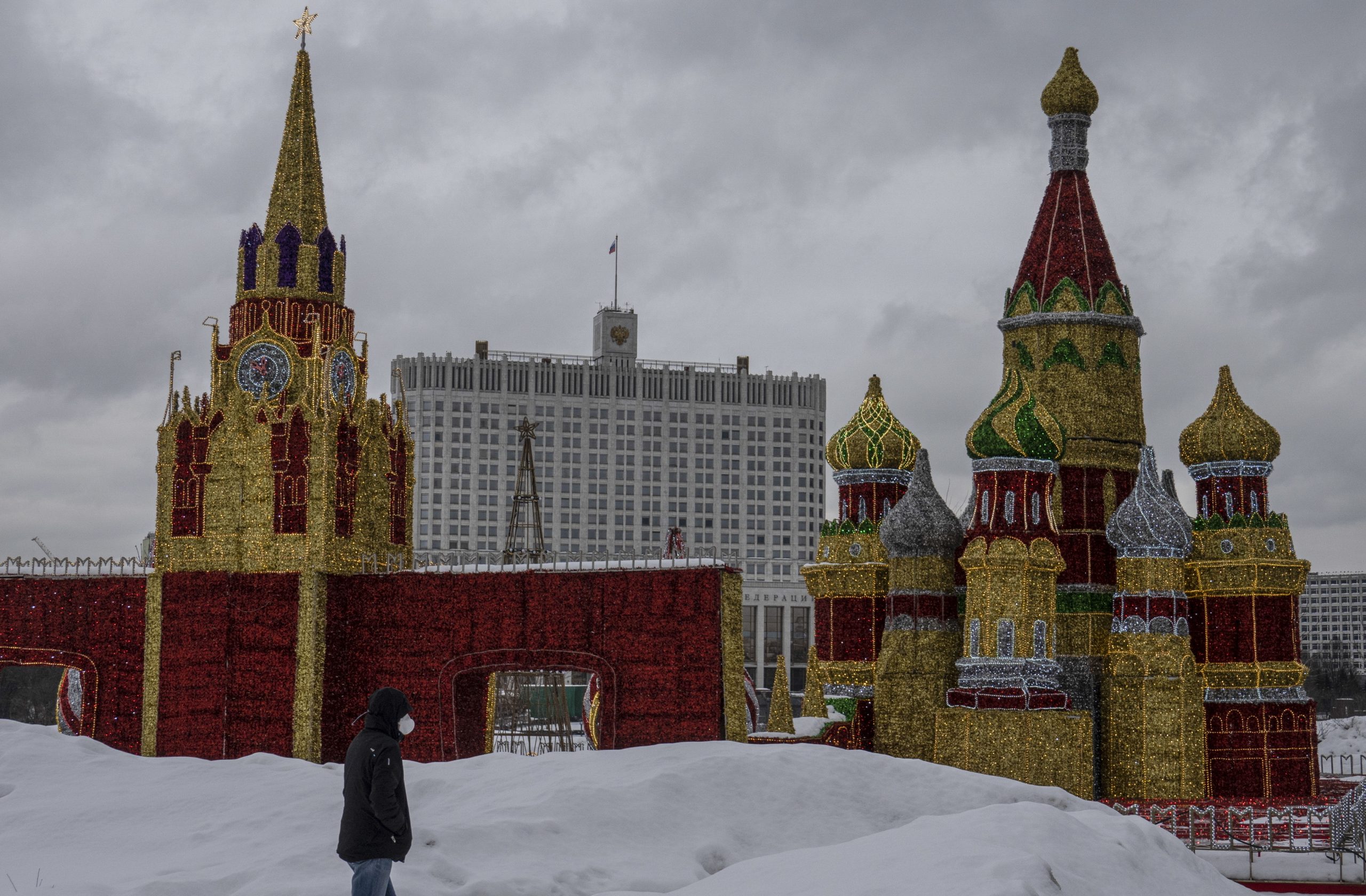 Especialistas revelam que Kremlin tem orçamento milionário para desinformação
