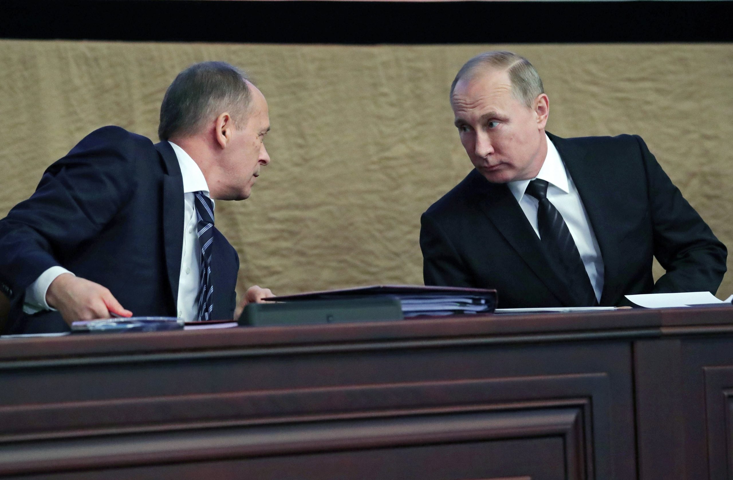 Putin pede restabelecimento do diálogo entre secretas da Rússia e EUA