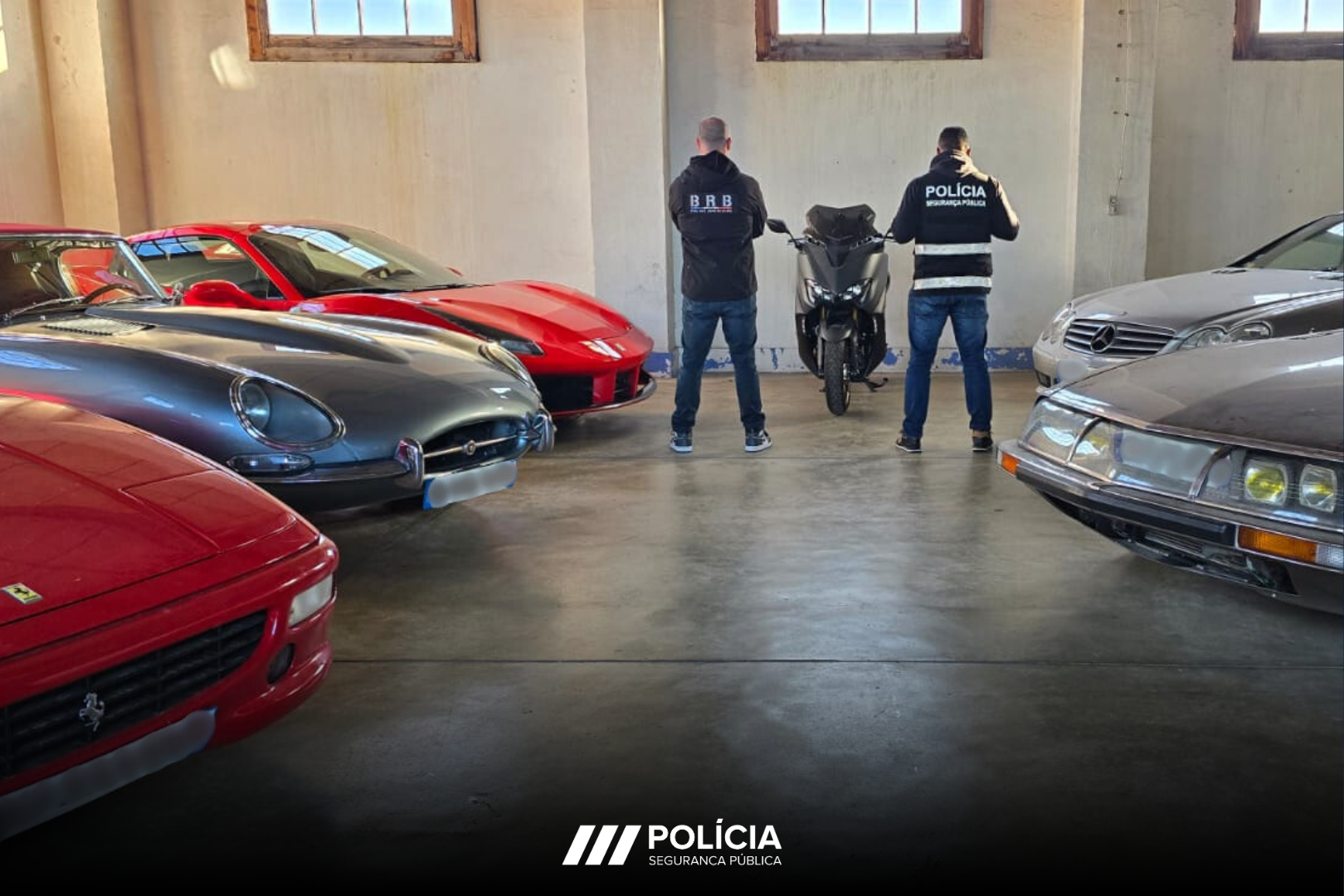 PSP detém em Leiria suspeito procurado na Europa e apreende armas e carros de luxo