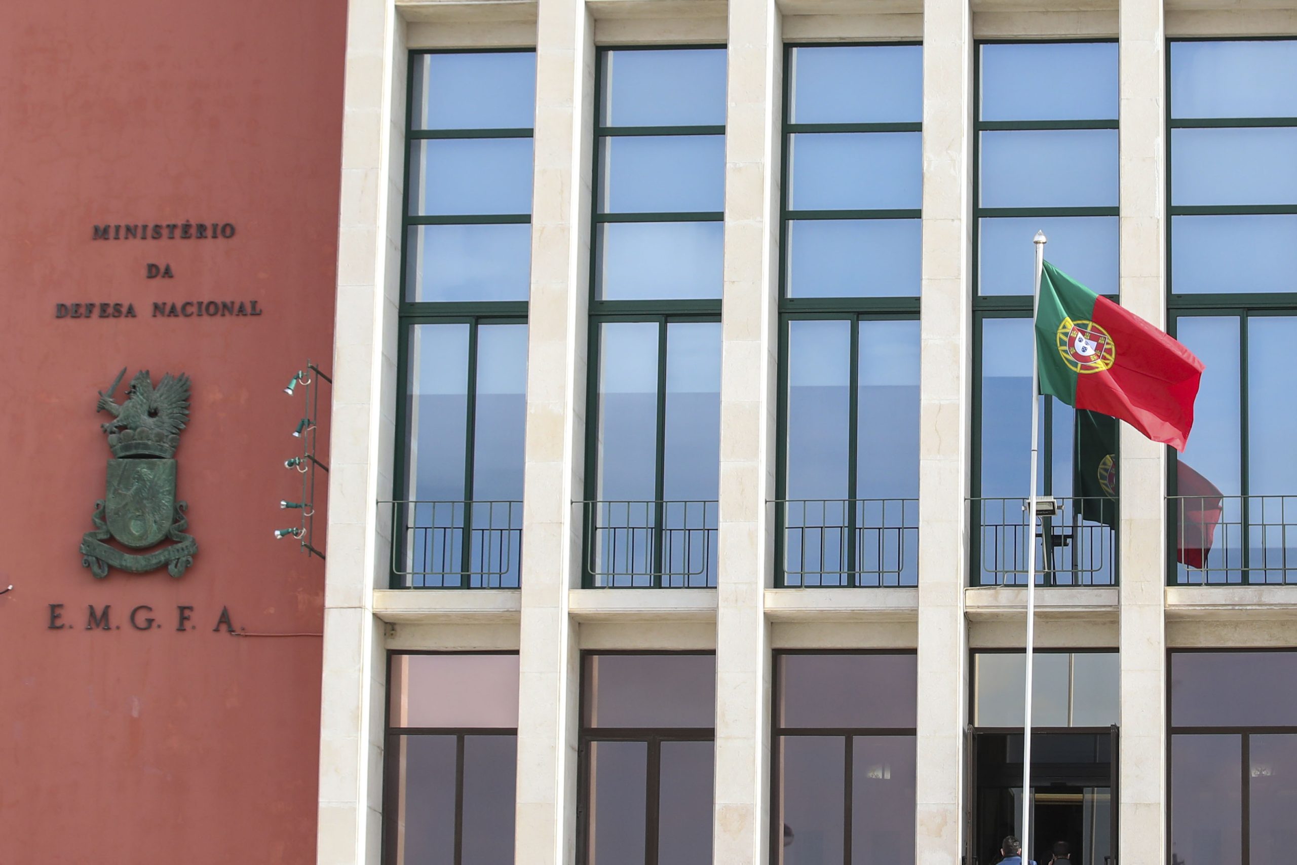 Derrapagem nas obras no antigo Hospital Militar: PSD quer “esclarecimento imediato” do Governo