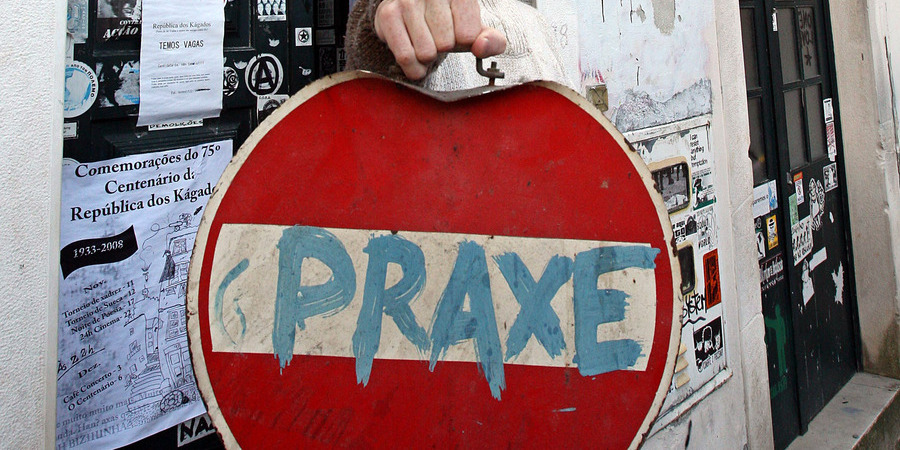 Queixas por praxe abusiva baixaram