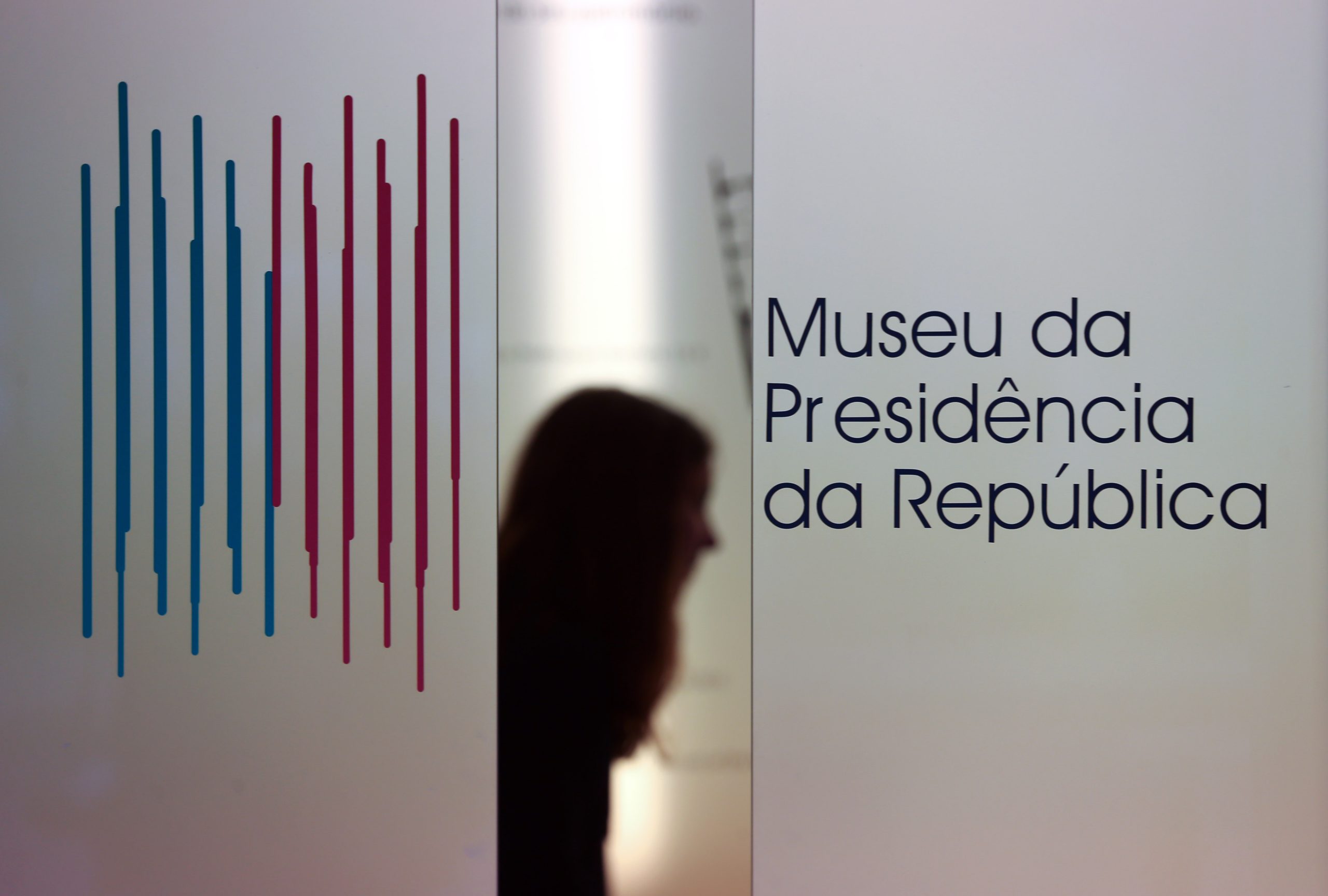 Ex-diretor do Museu da Presidência acusado por peculato, falsificação e branqueamento