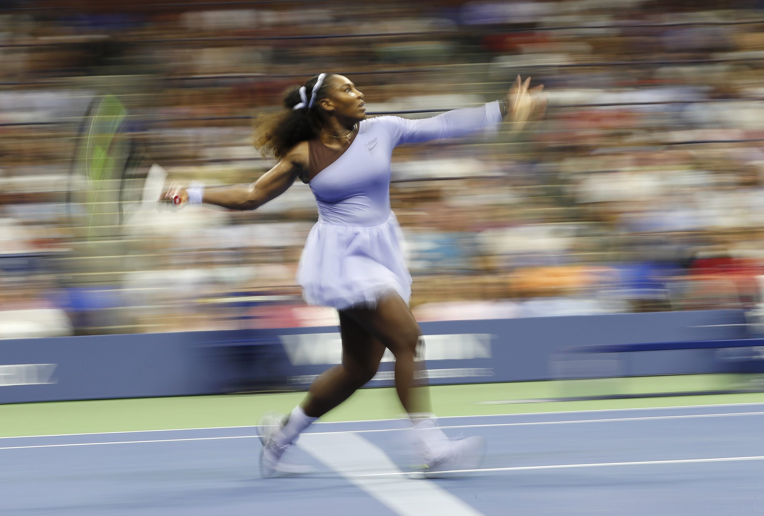 Hexacampeã Serena Williams joga final do US Open com estreante Naomi Osaka