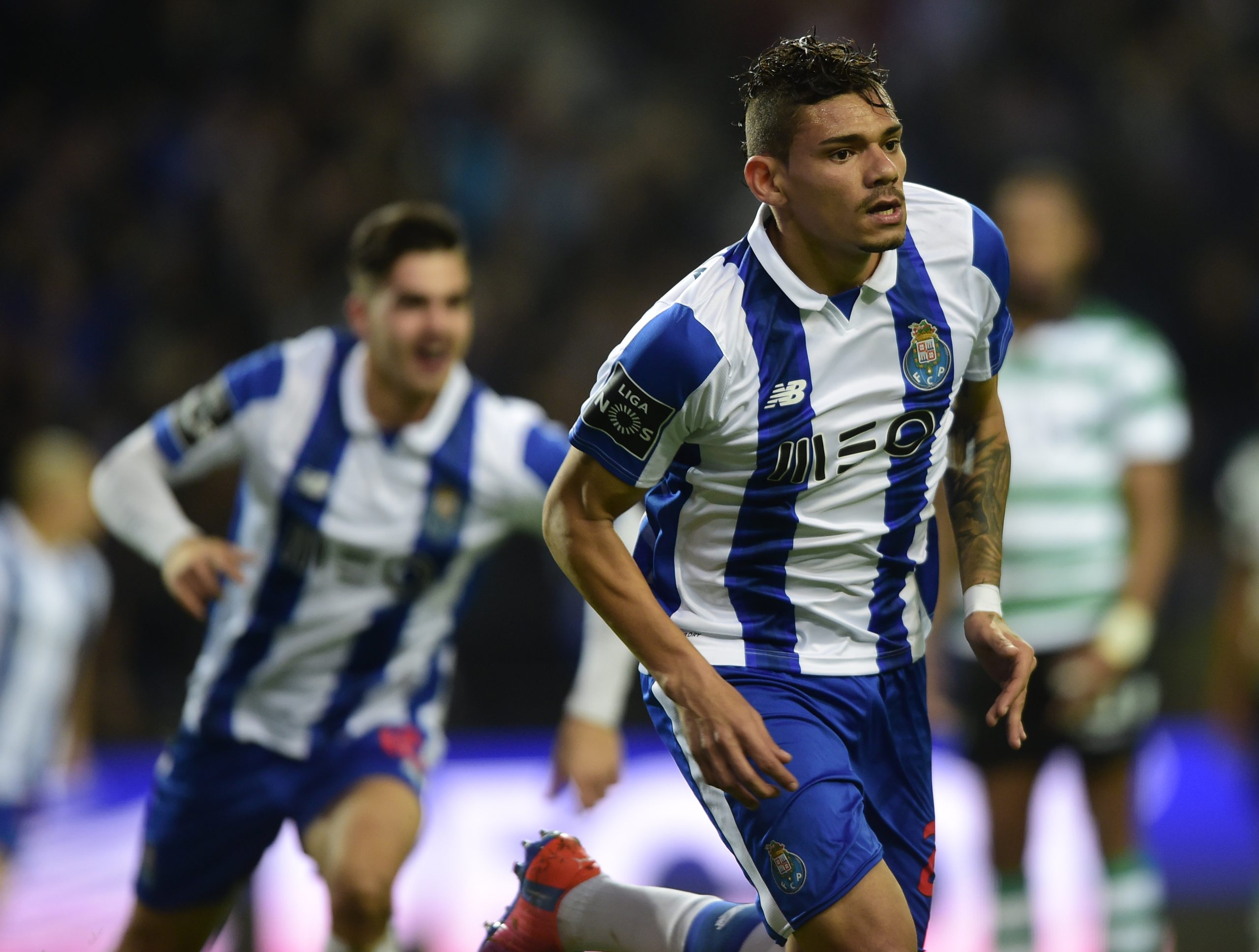Goleada à antiga no Dragão: FC Porto bate o Nacional por 7-0
