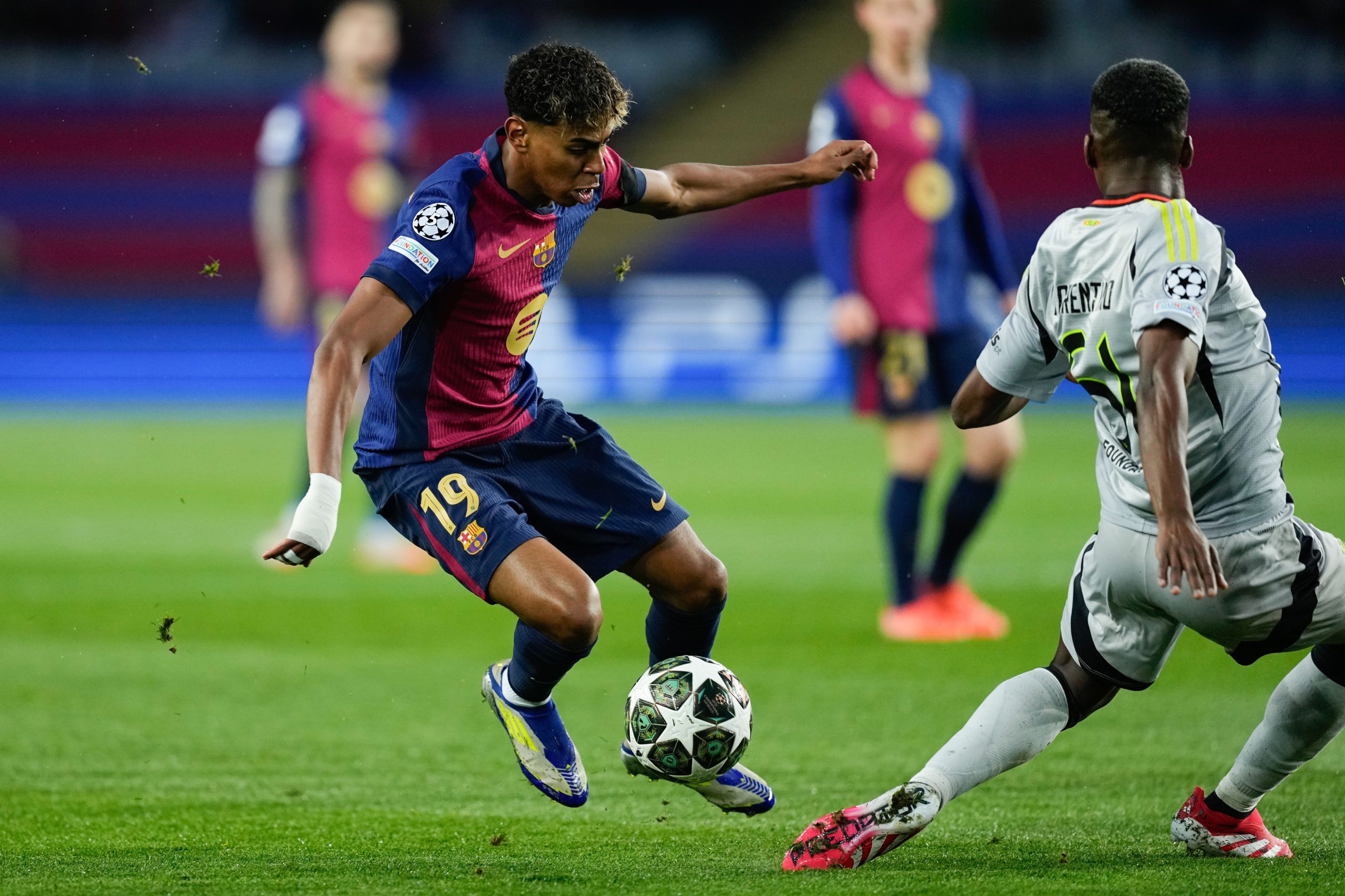 Benfica volta a perder com FC Barcelona e despede-se da Champions League