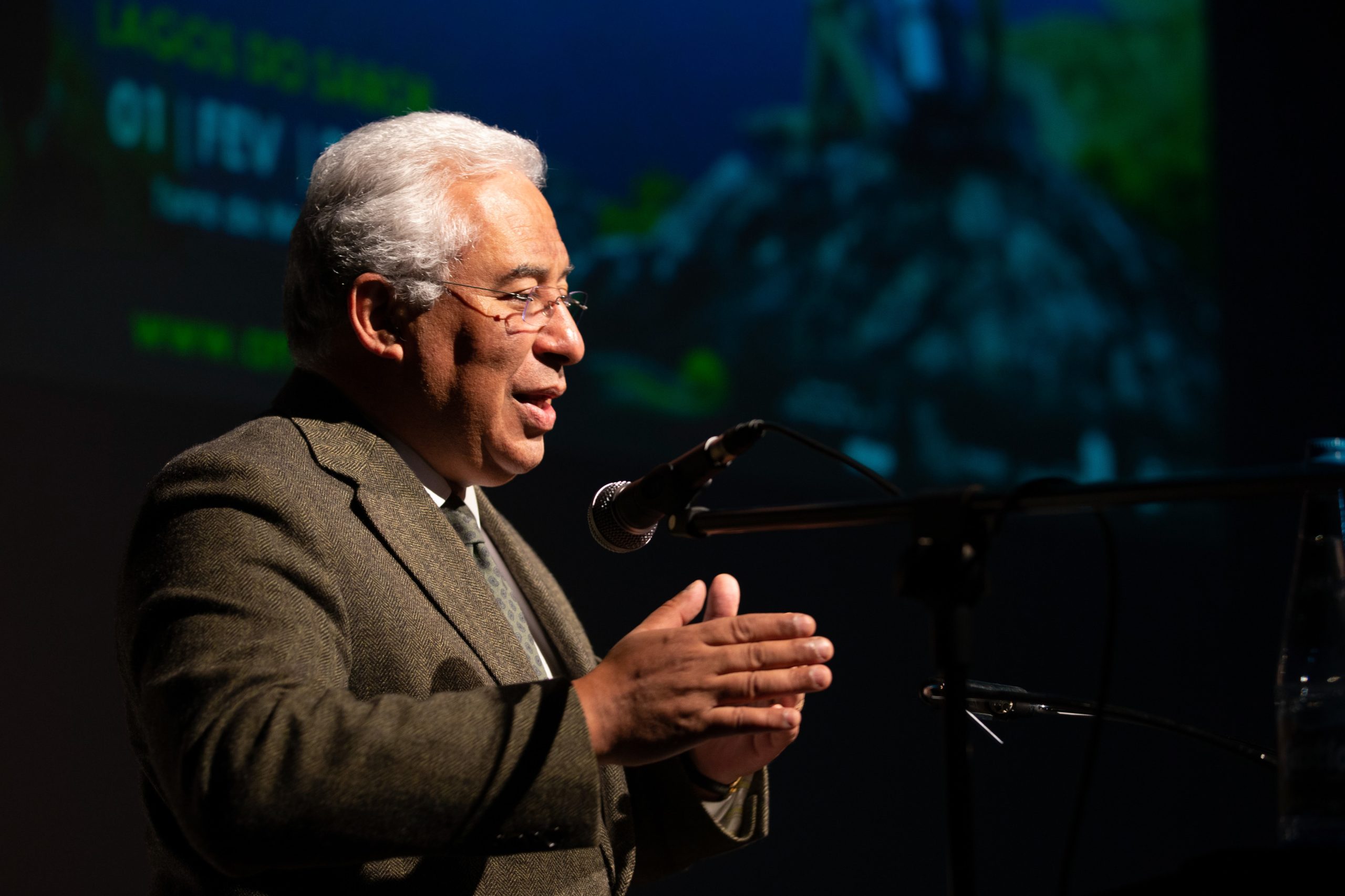 António Costa e líder do SPD assinam carta aberta contra o “dumping” salarial e fiscal
