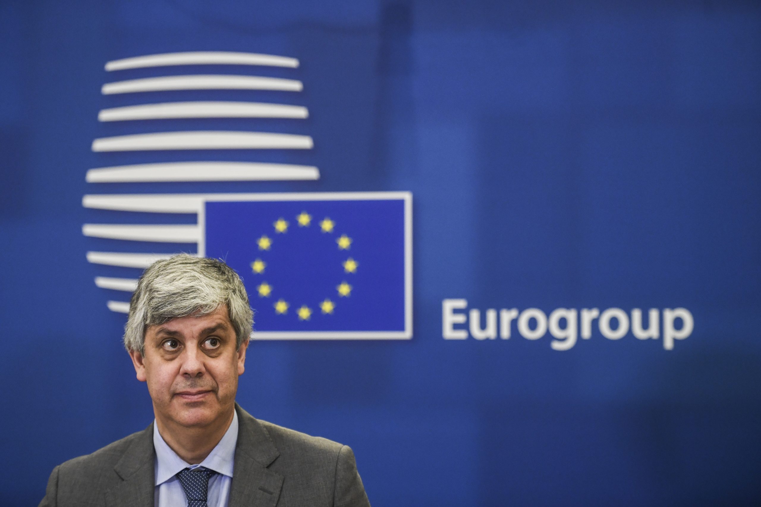 Dinheiro para apoiar países deve estar disponível até início do verão, diz Mário Centeno