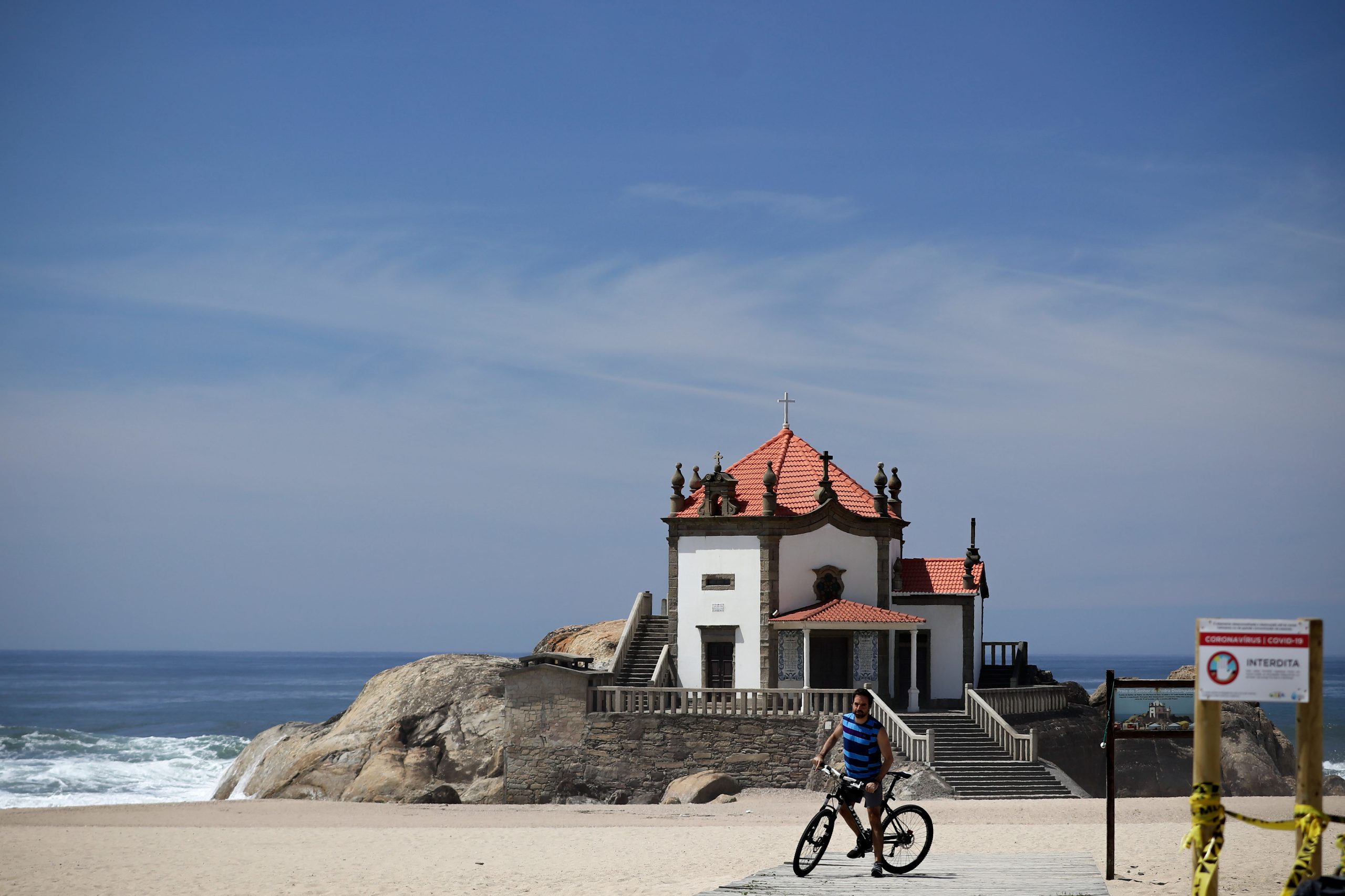 Matosinhos e Gaia com época balnear prolongada até 13 de setembro