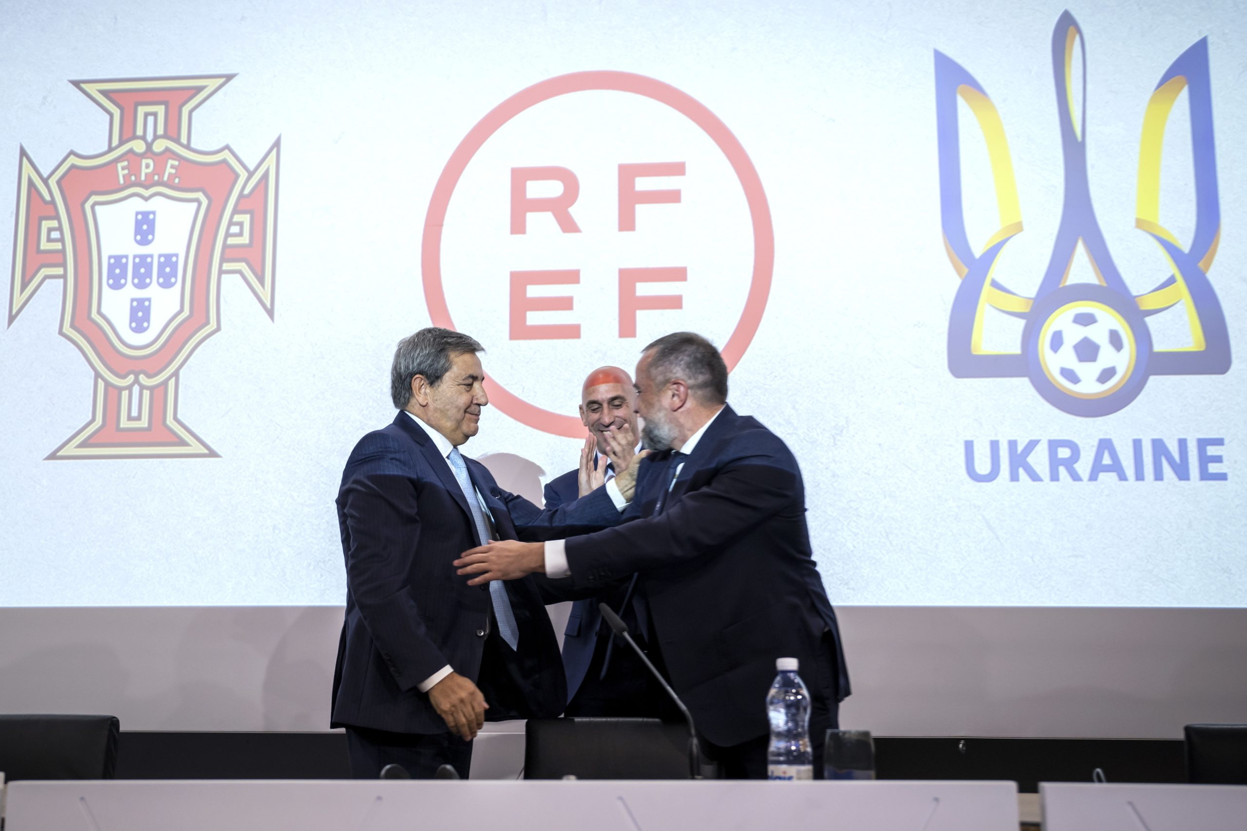 Marcelo considera que Ucrânia reforça candidatura ibérica ao Mundial 2030