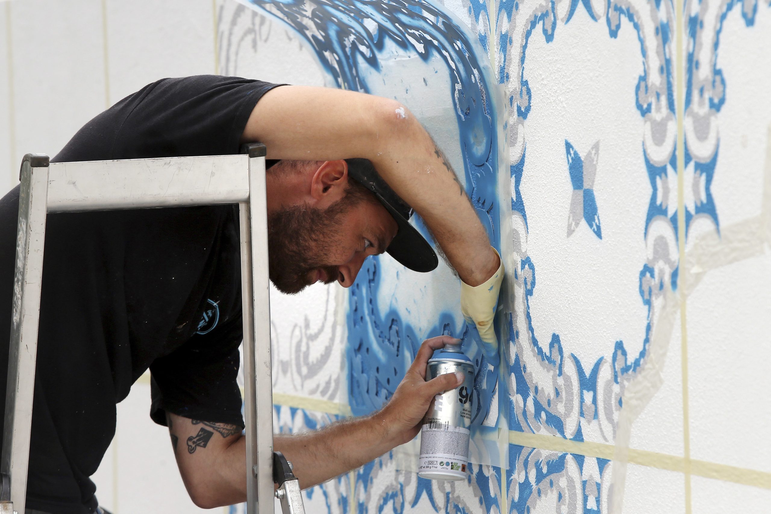 Artista português Add Fuel participa na 1.ª Trienal de Arte Pública da Lituânia