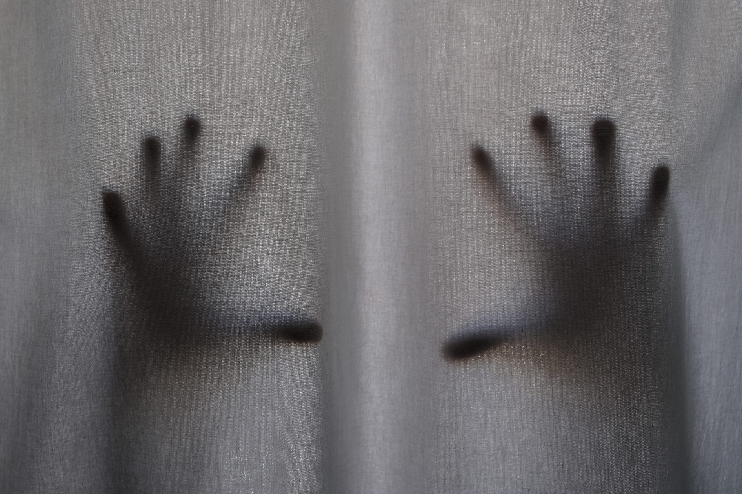 Madeira: bombeiro filmado a agredir violentamente mulher em frente ao filho de nove anos vai hoje a tribunal