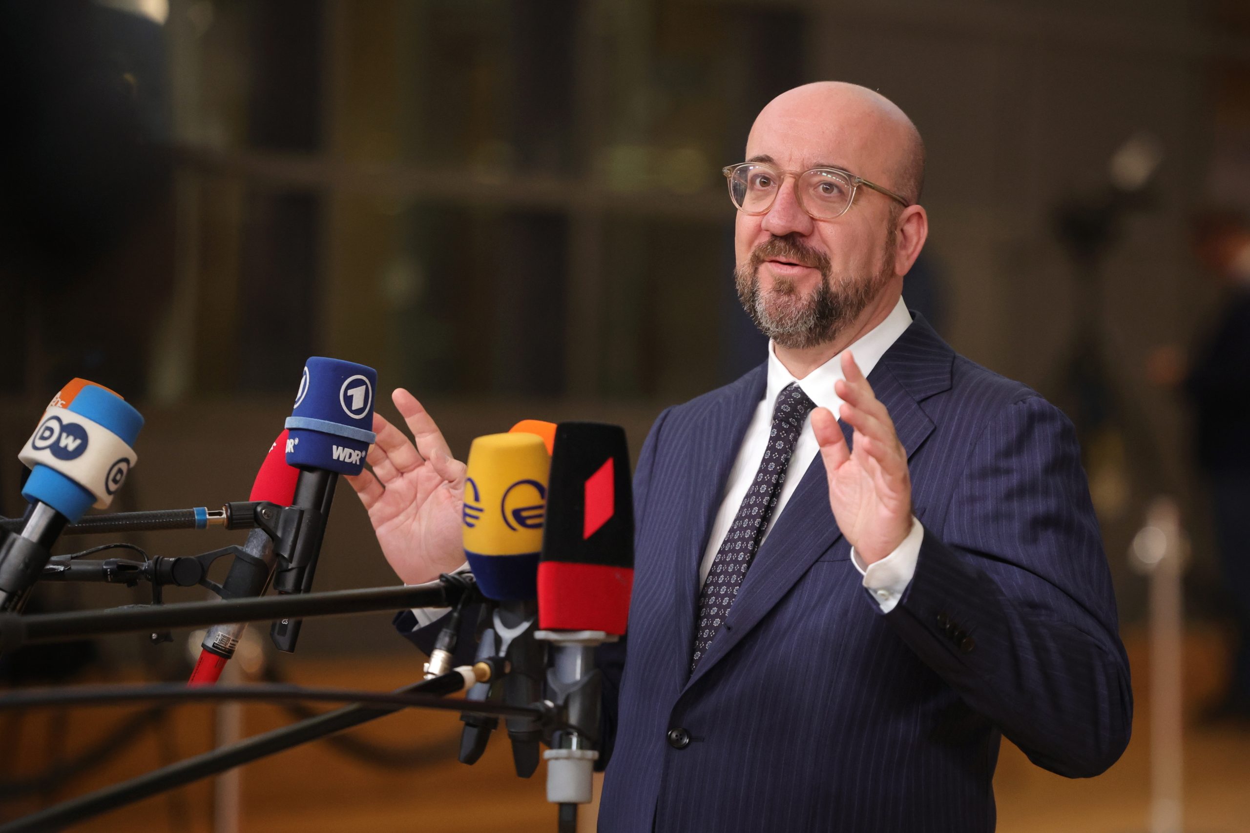 Charles Michel garante “várias ferramentas no bolso” para avançar com apoio à Ucrânia