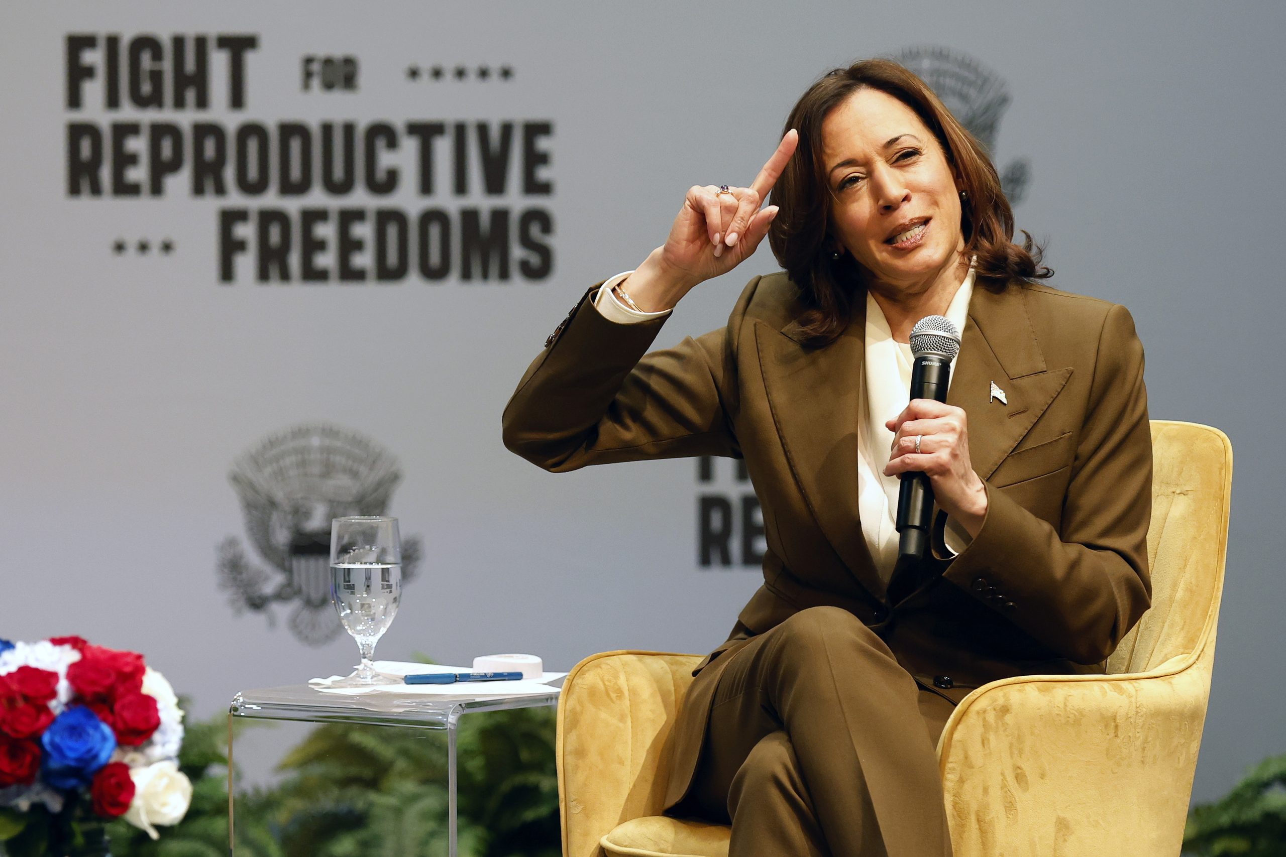 Kamala Harris considera comentários sobre memória de Biden “politicamente motivados”