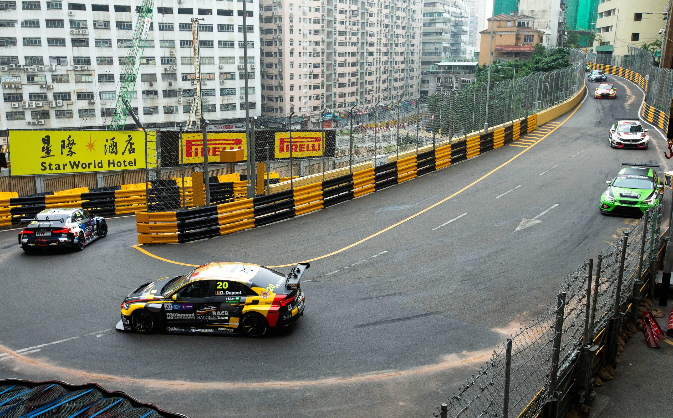 Cinco feridos em acidente que obrigou à suspensão do Grande Prémio de Macau