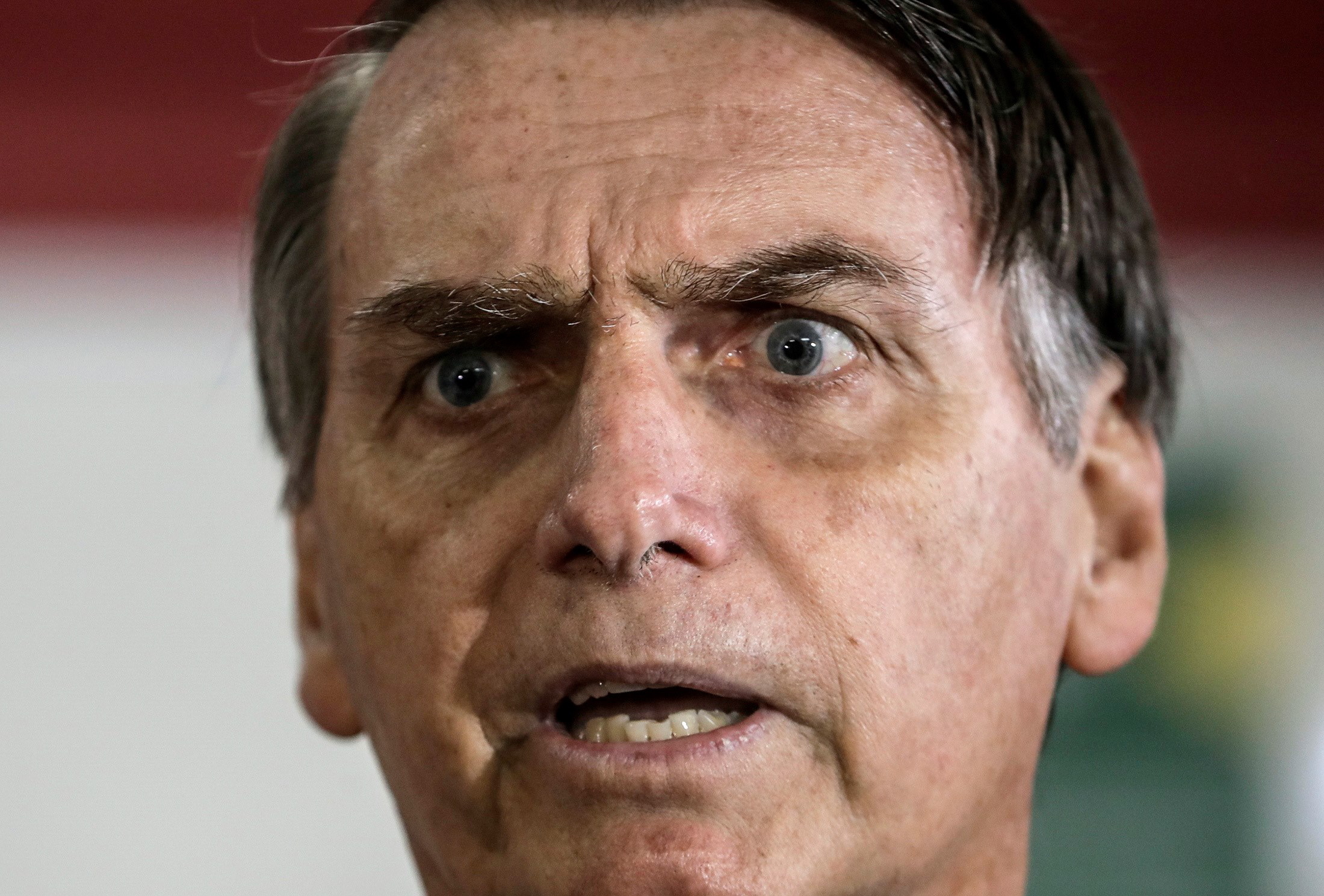 Brasil: Le Monde alerta para o “preocupante regresso do passado”