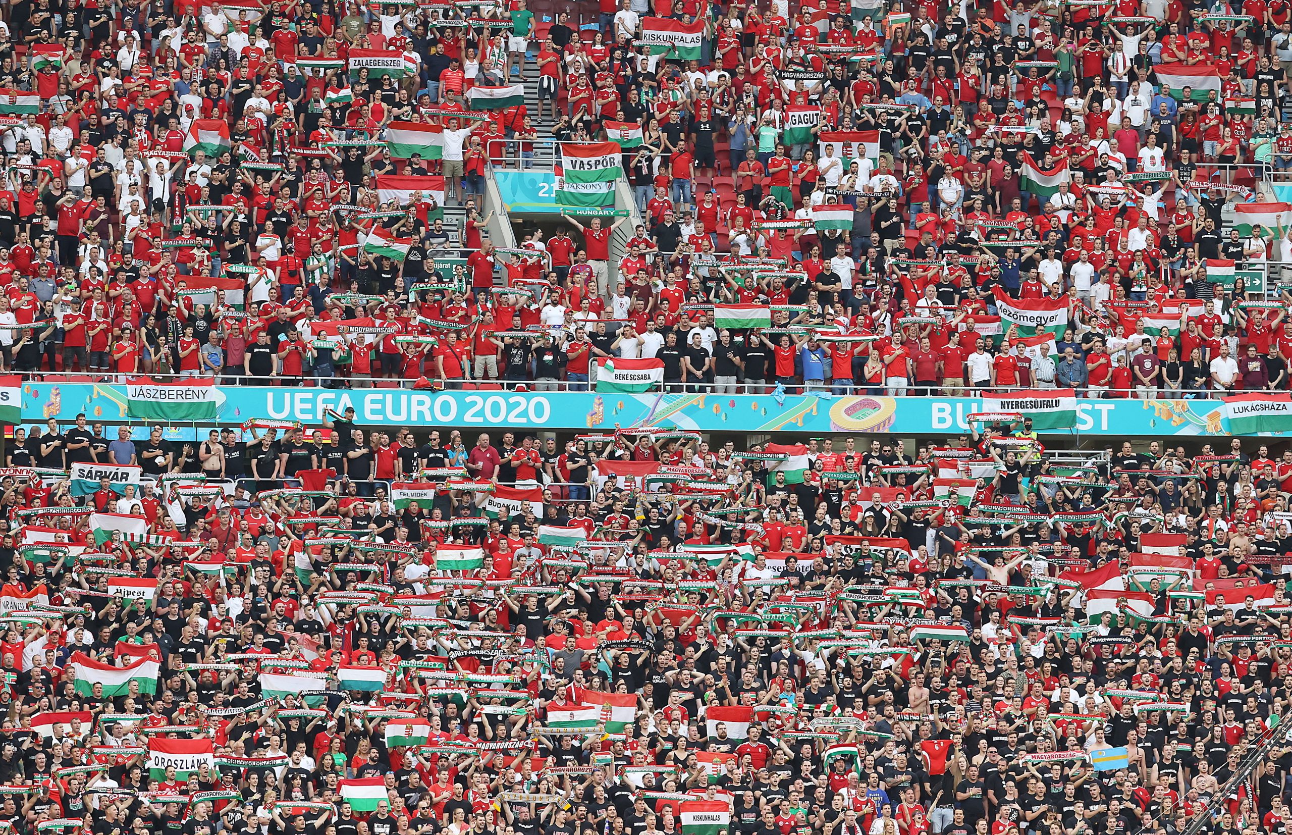 Euro2020: UEFA investiga incidentes discriminatórios no Hungria-Portugal
