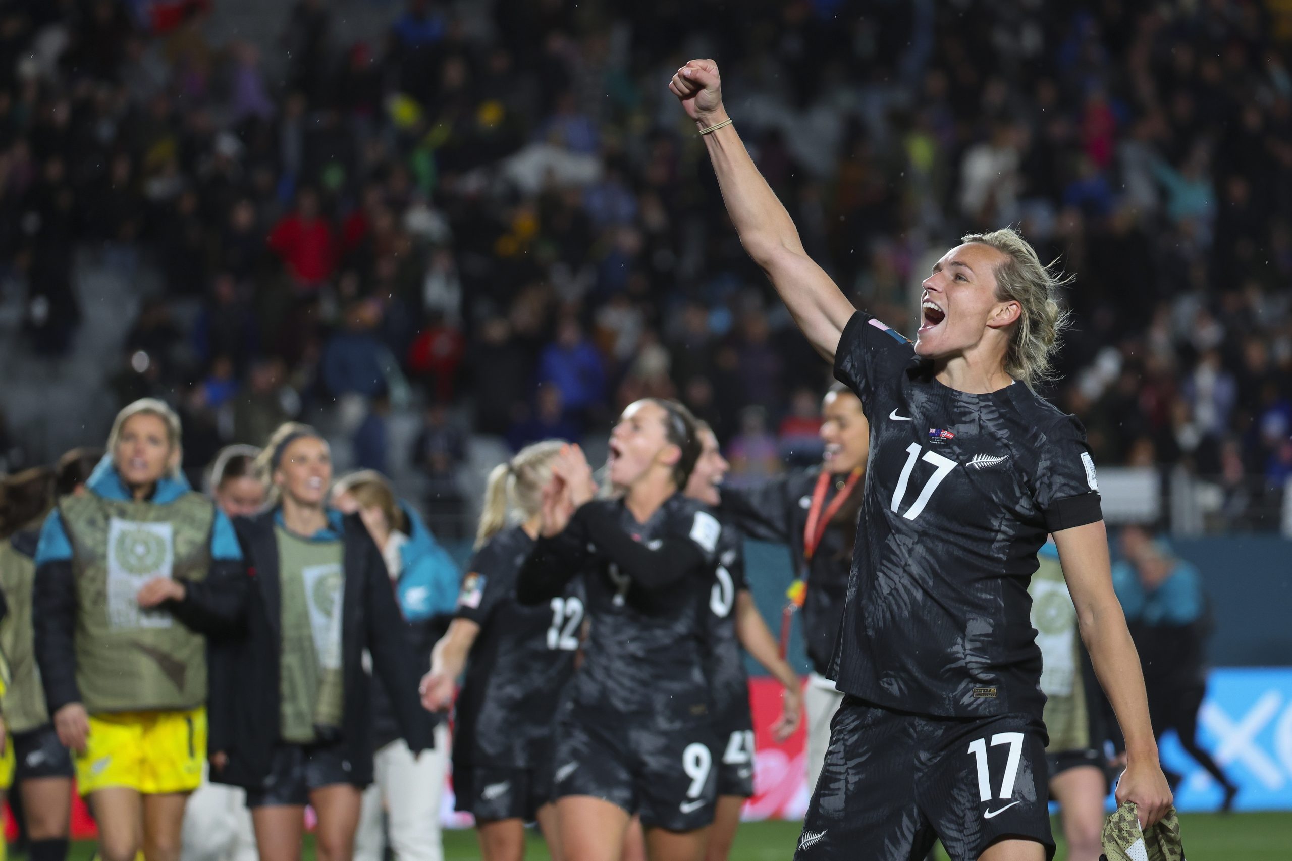 Mundial feminino: Ex-Sporting Hanna Wilkinson coloca Eden Park em festa