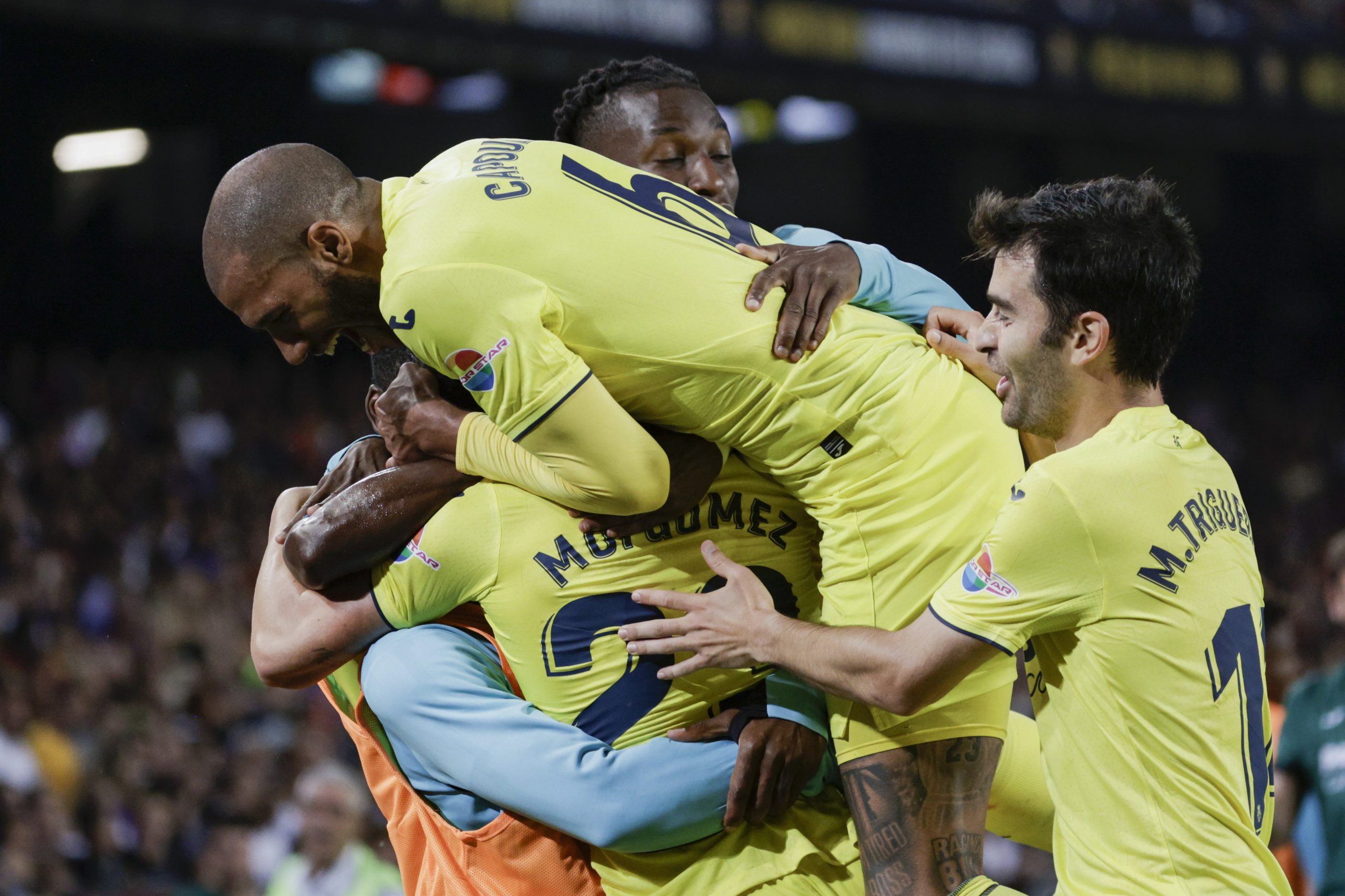 Villarreal bate FC Barcelona e garante Liga Conferência Europa