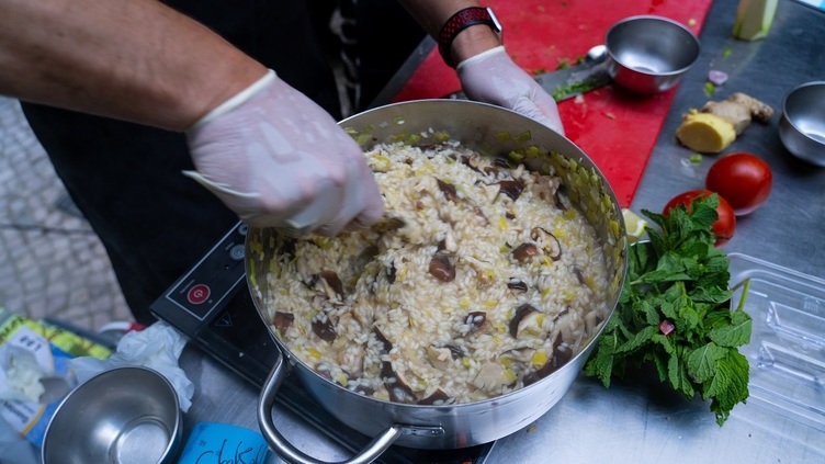 Chef Chakall em show cooking na EPAL