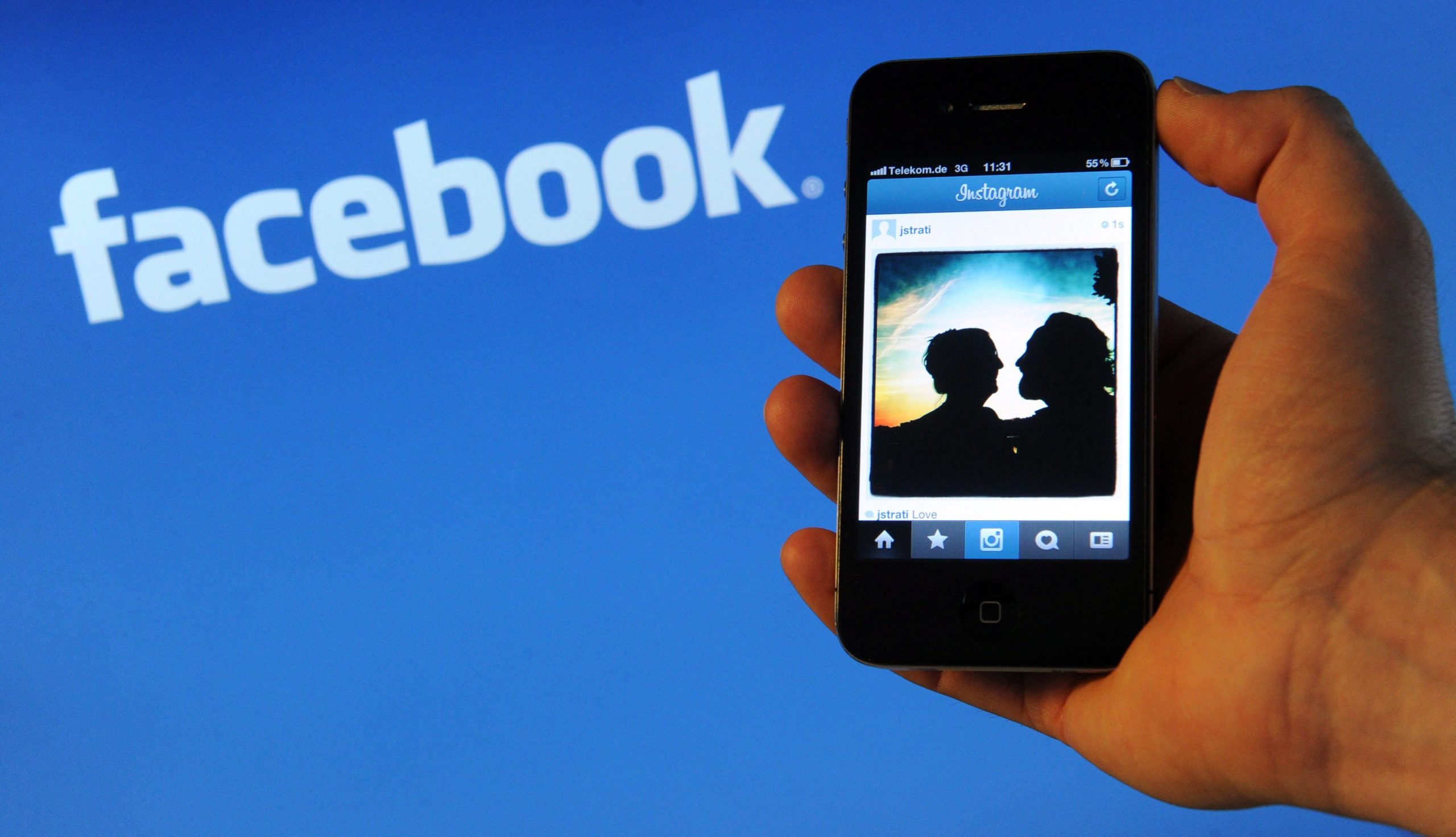 Facebook ameaça bloquear serviço na Austrália contra lei de compensações pela partilha de notícias na rede social
