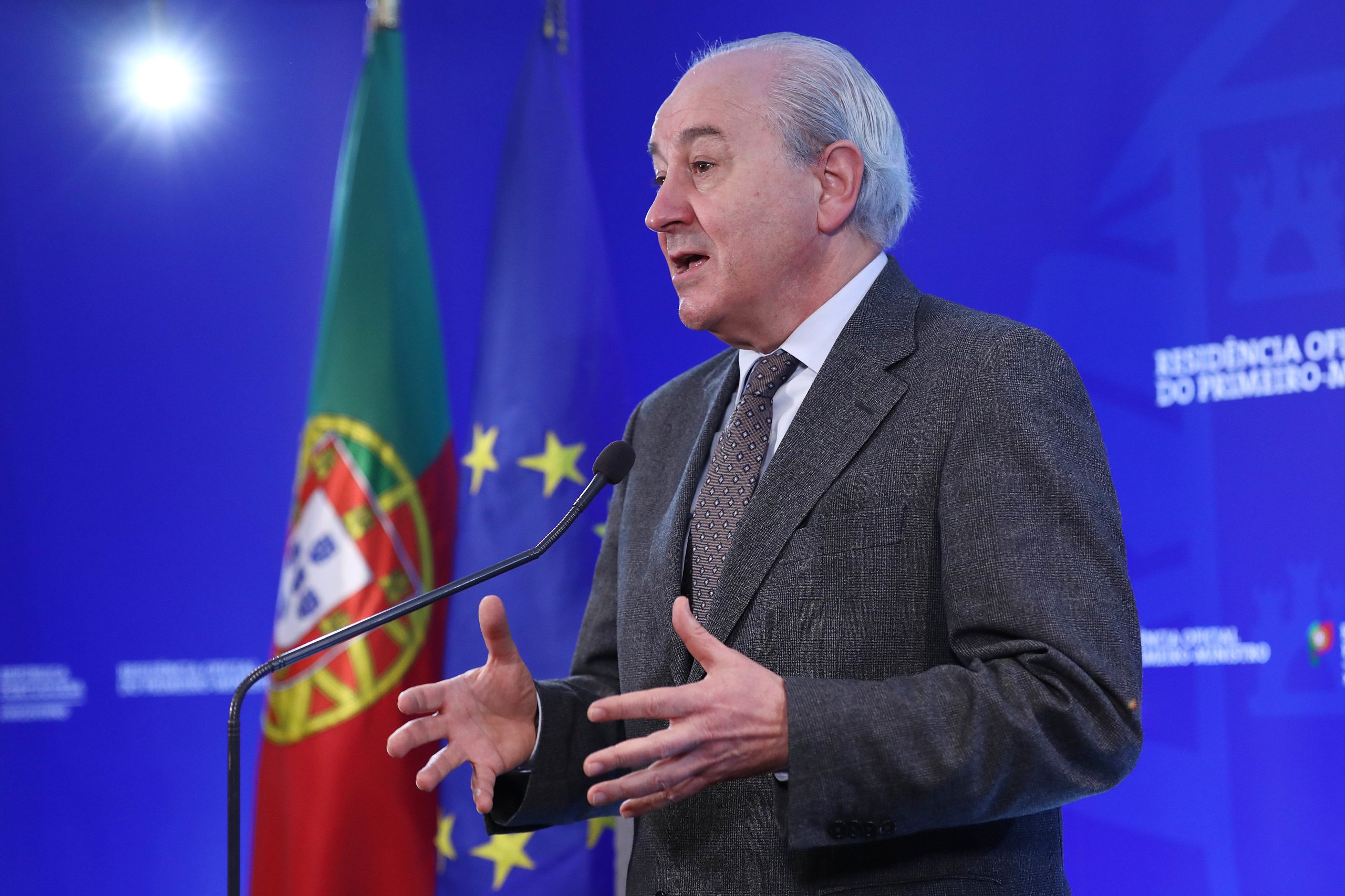 Rui Rio defende que sanções contra a Rússia “devem ir mais longe”