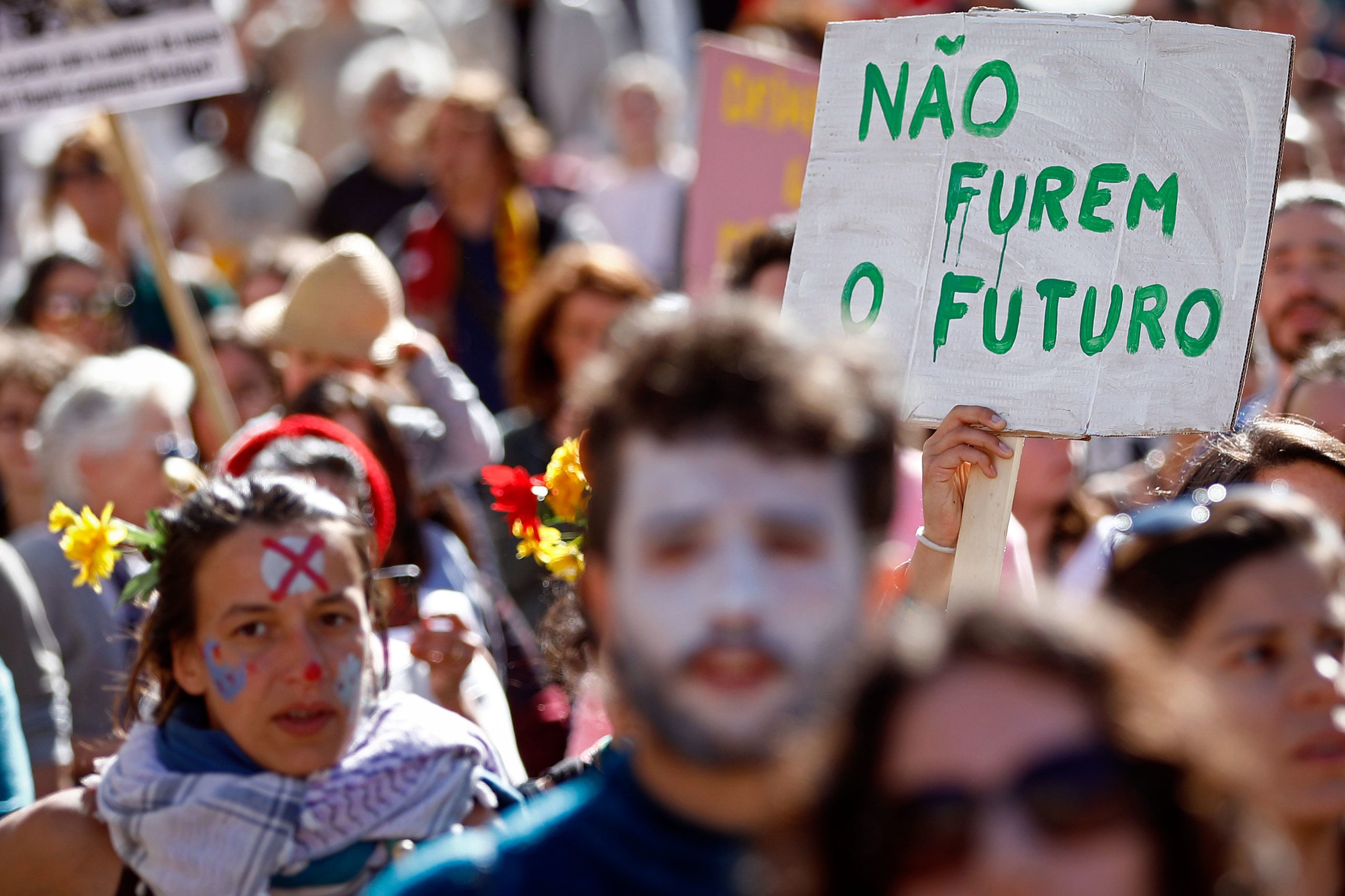 Zero considera “enorme vitória” desistência do projeto de prospeção de petróleo em Aljezur