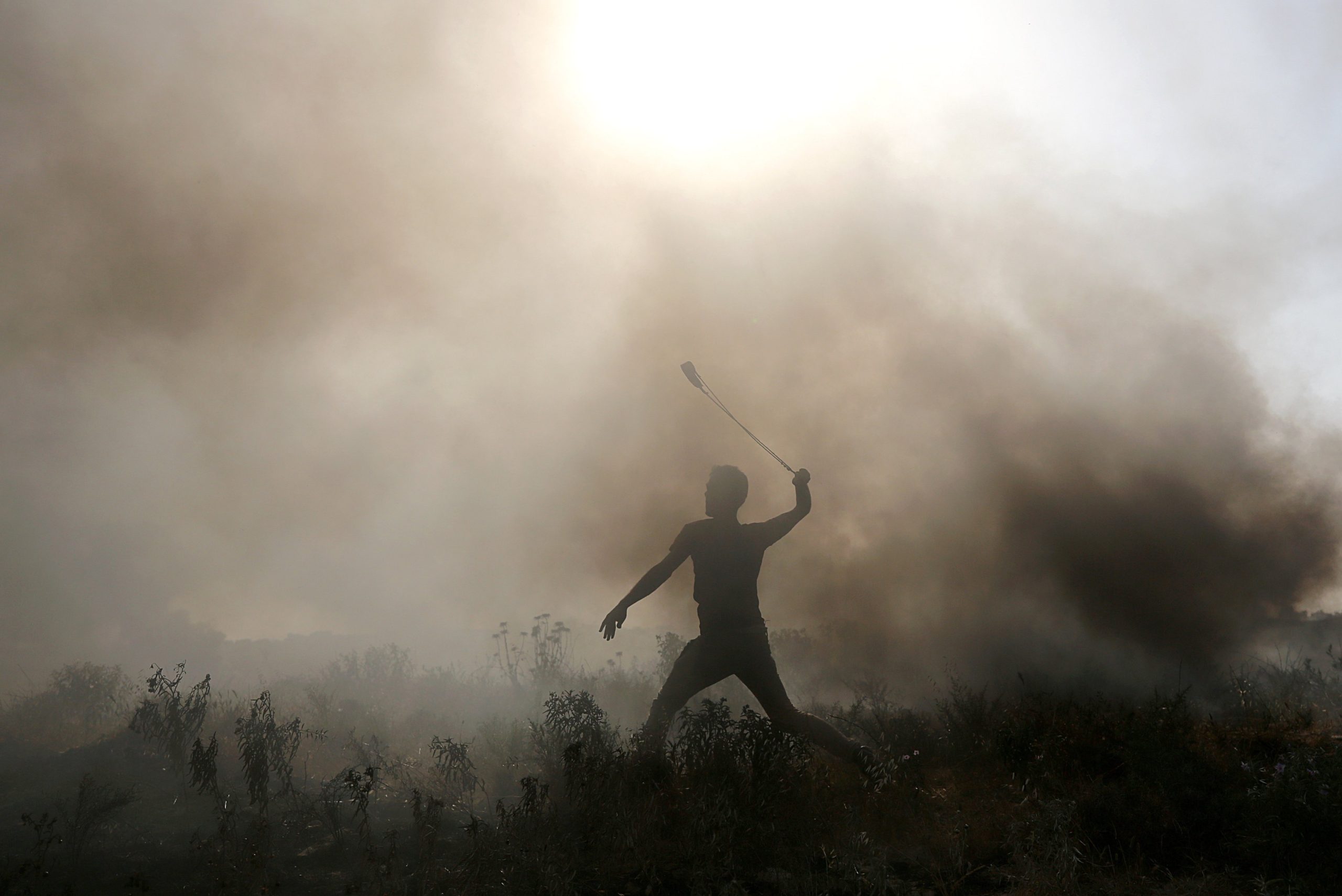 Bombardeamentos do exército israelita durante a madrugada mataram, pelo menos, dois palestinianos