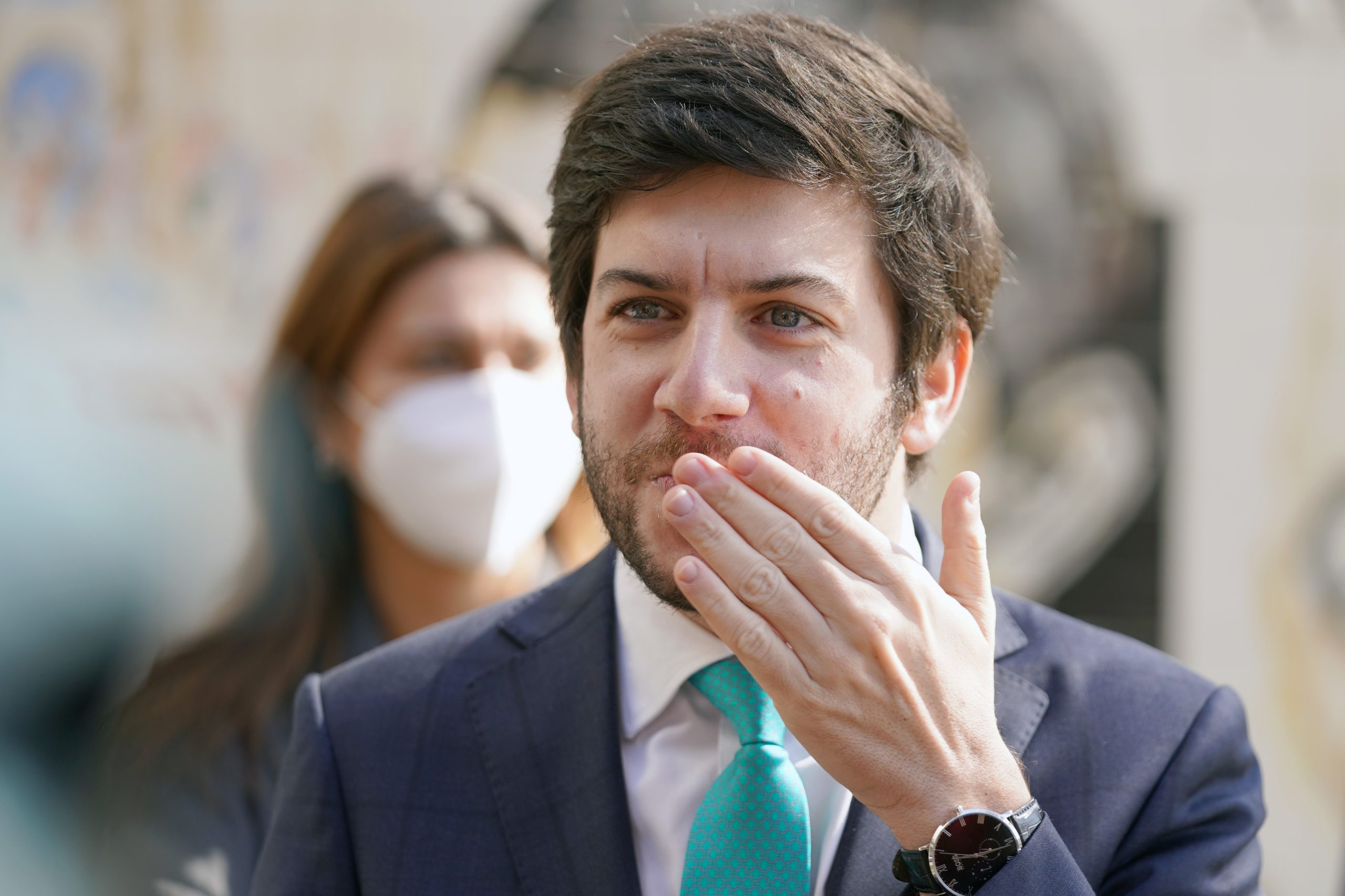 Covid-19: Líder do CDS lamenta que Governo tenha suspendido vacina “sem critério científico”