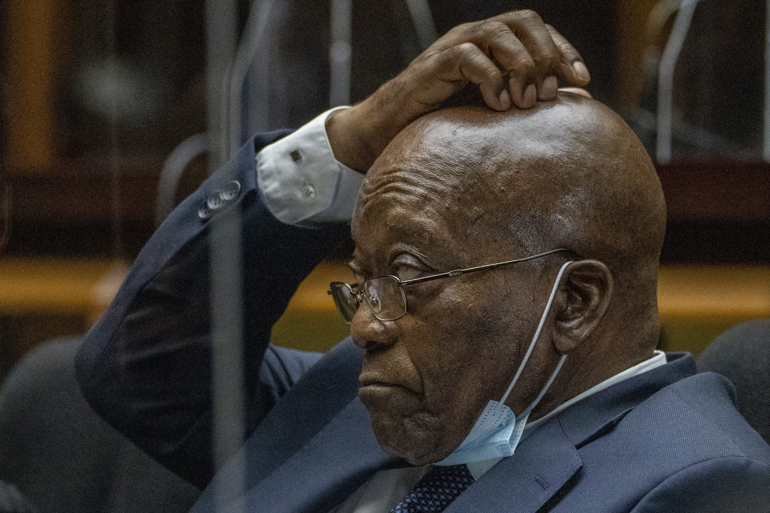 Julgamento de ex-presidente da África do Sul Jacob Zuma adiado para quarta-feira